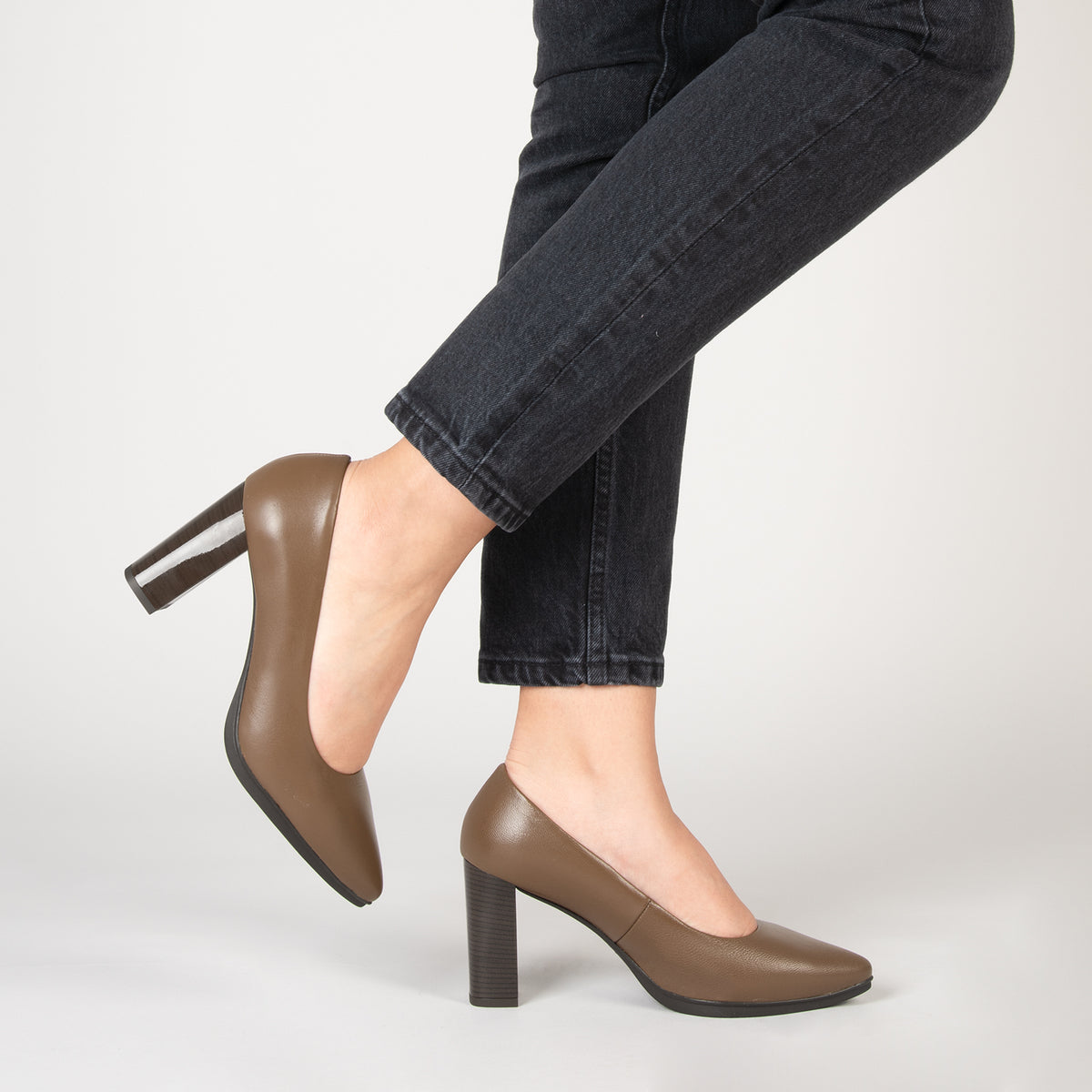 URBAN BRILLO – Zapatos de tacón alto de napa MARRÓN