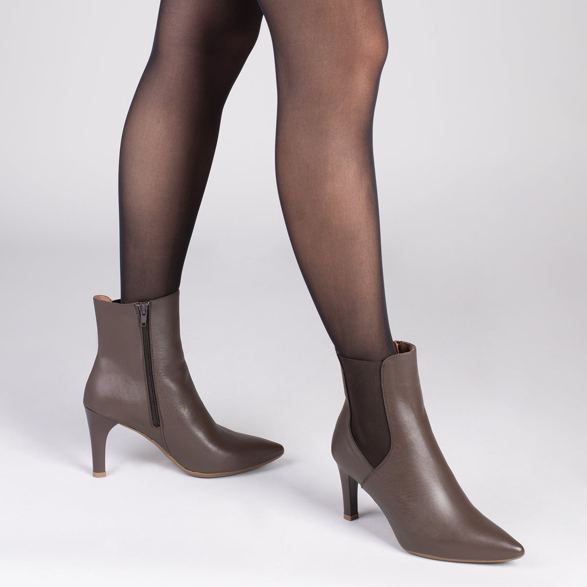 BOTÍN GLAM – Botines de vestir con tacón alto MARRÓN