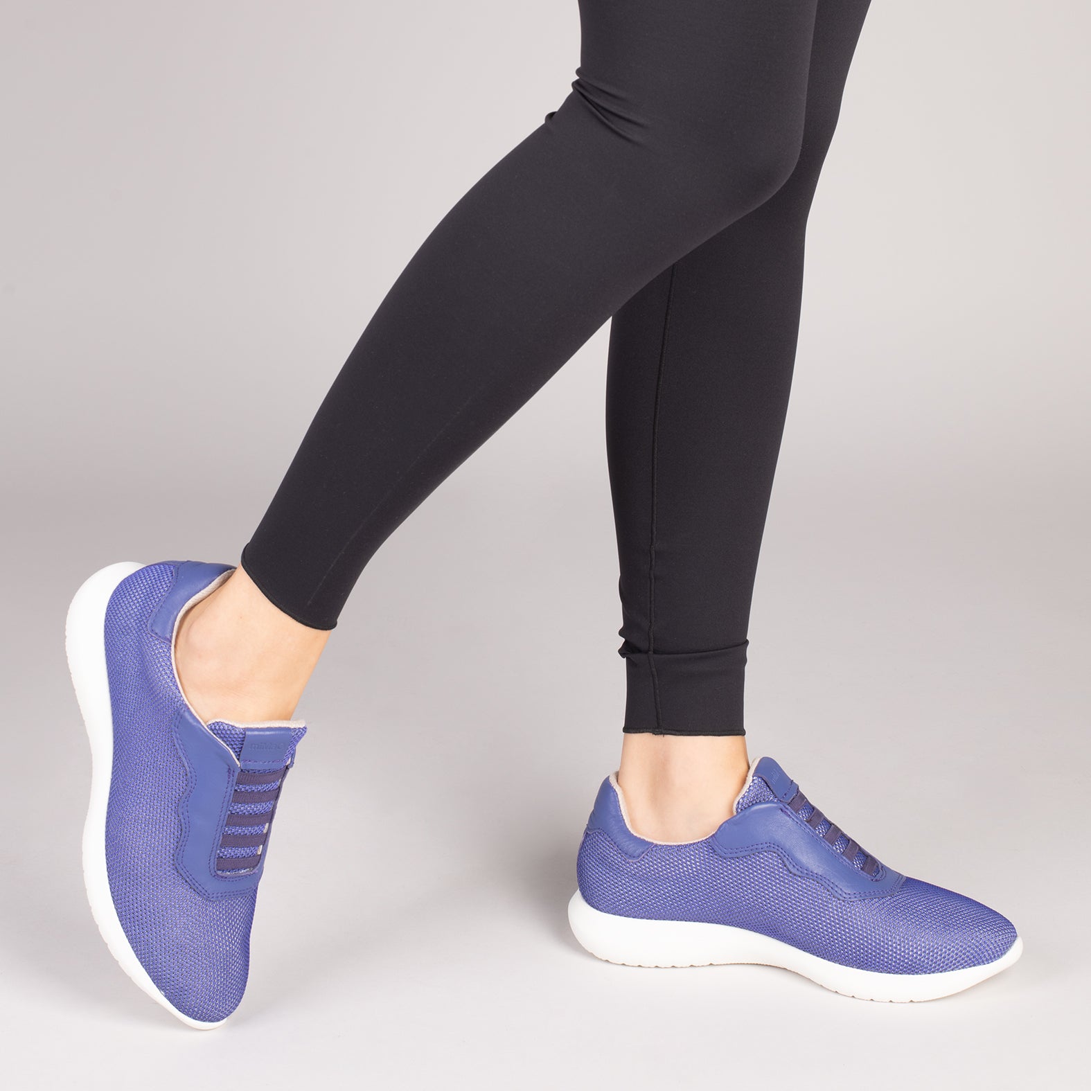 SPORT - Zapatillas de deporte cómodas LILA