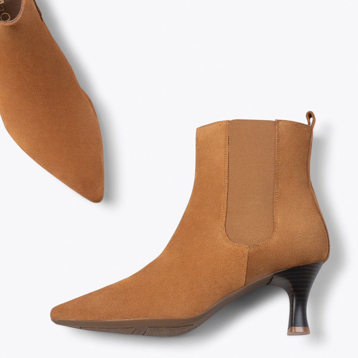 CHIC – Botines chelsea con tacón CAMEL
