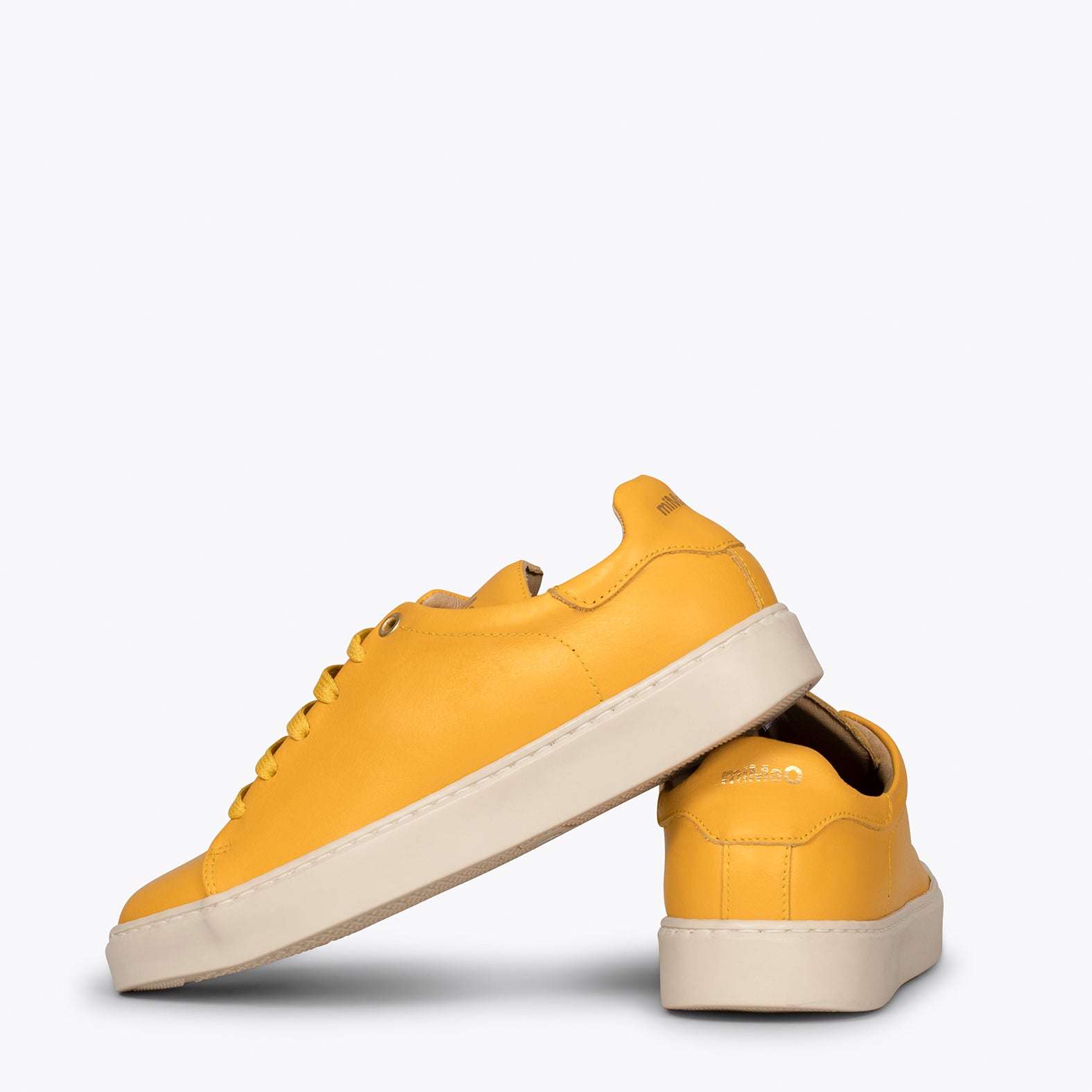 SKATE - Baskets JAUNE casual en cuir