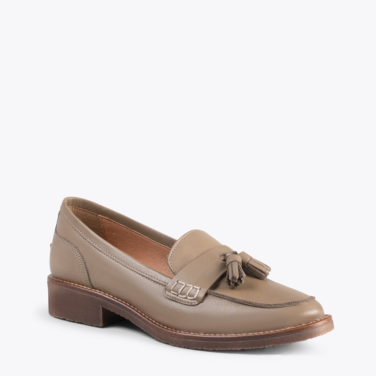 CASTELLANO – TAUPE moccasin with tassel