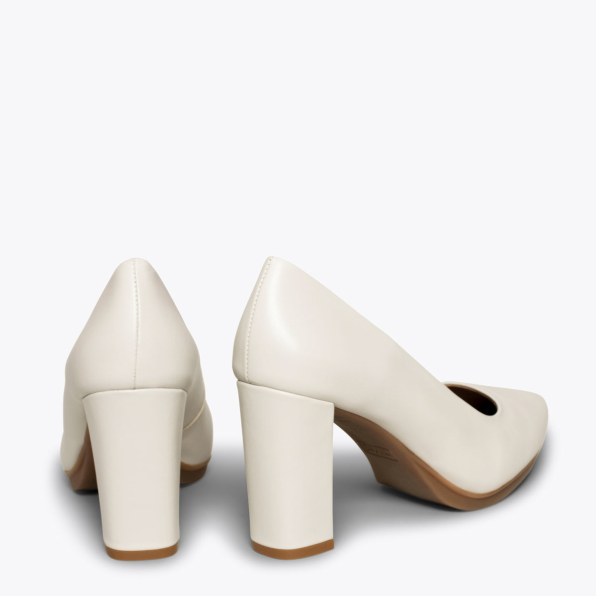URBAN SALON- Zapatos HUESO de piel y tacón alto