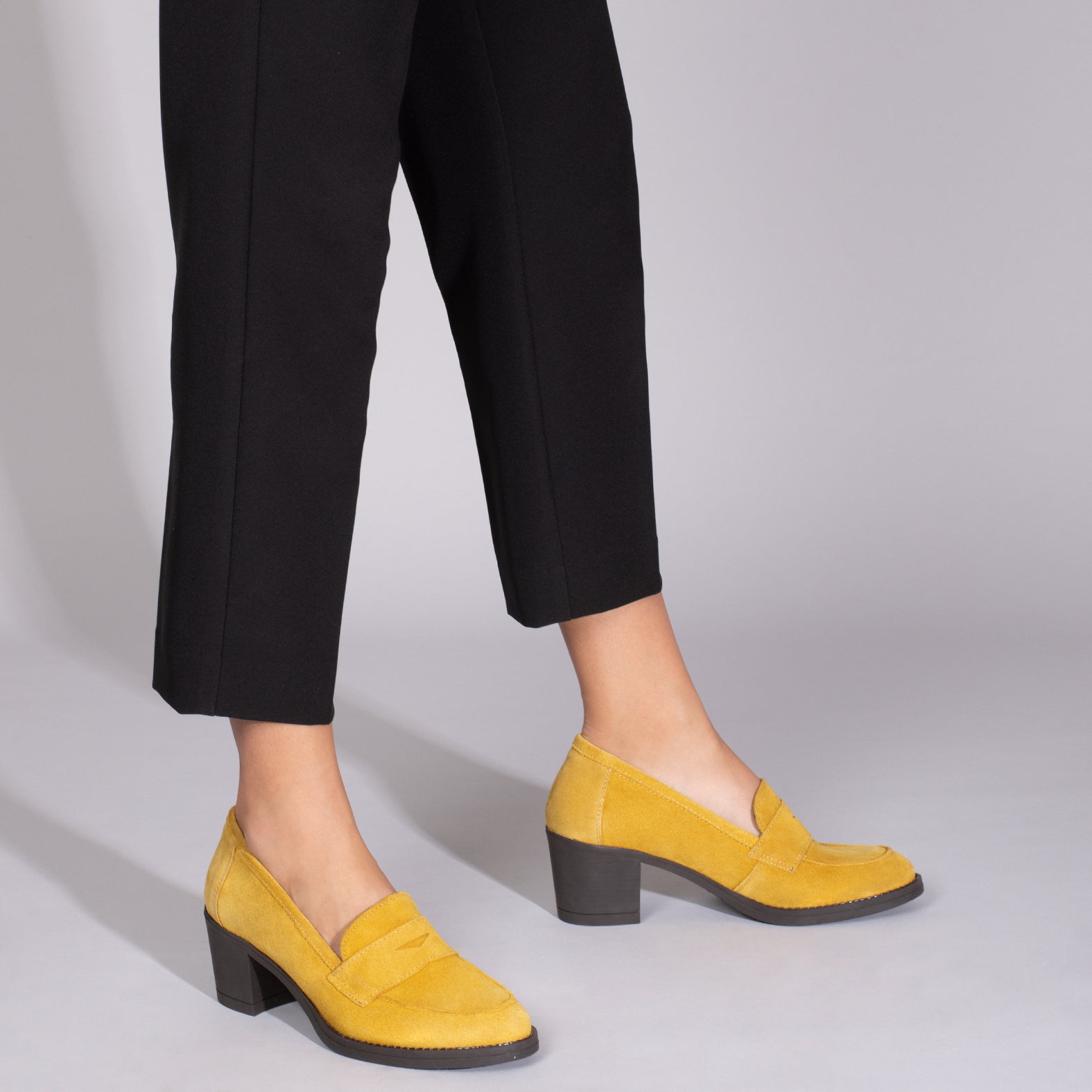 MOKKA – YELLOW mid heeled moccasin