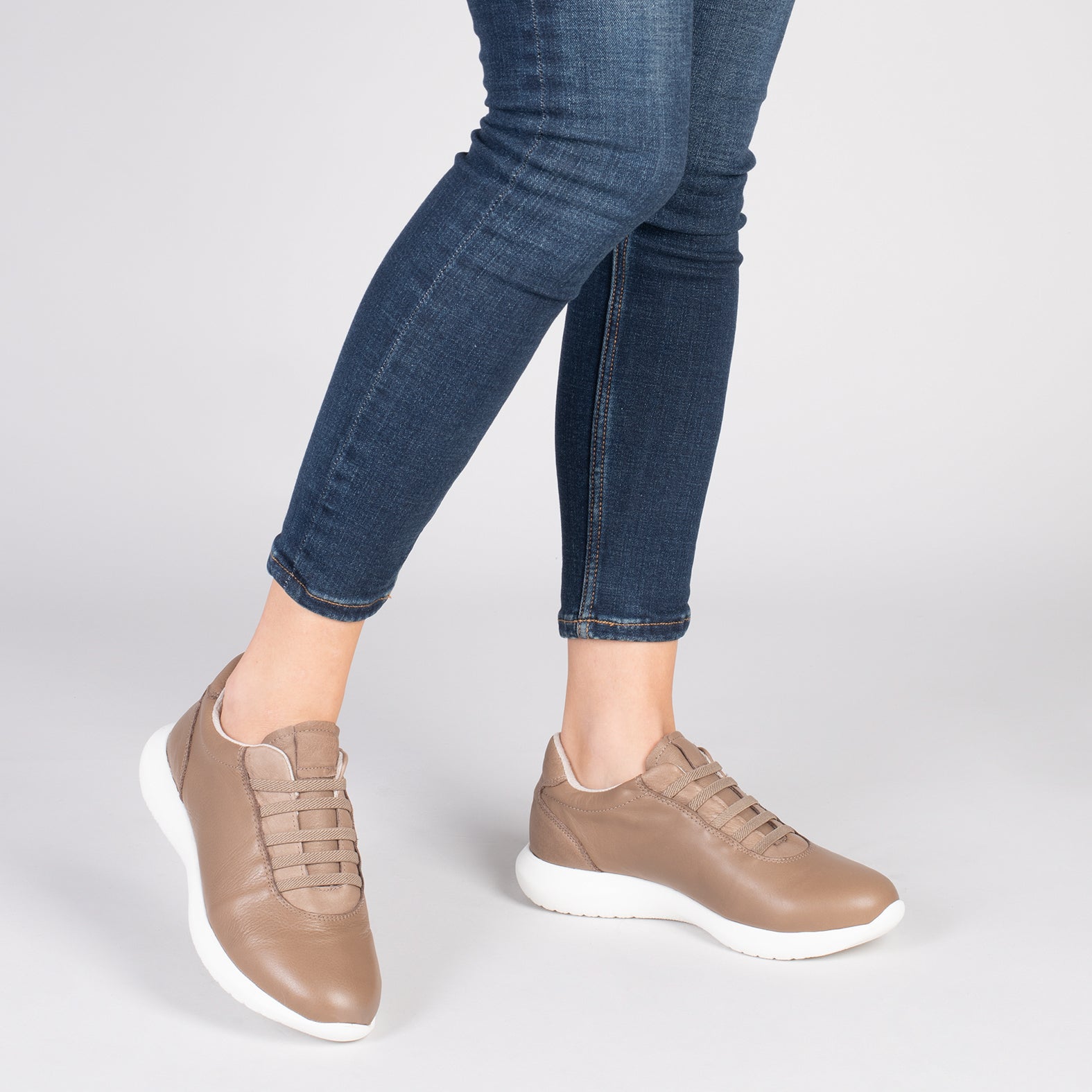 CHICAGO – Zapatillas elásticas sin cordones TAUPE - miMaO ®