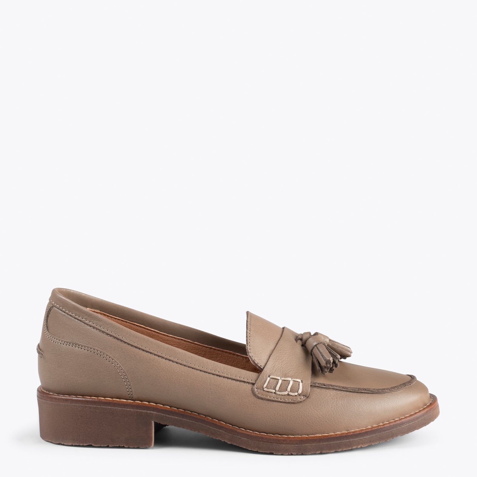 CASTELLANO – TAUPE moccasin with tassel