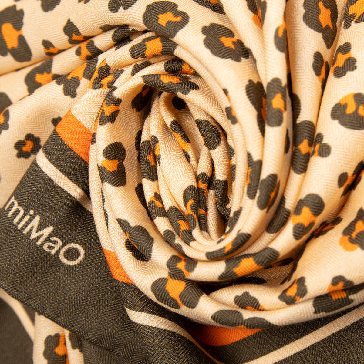 PAÑUELO PAO - Pañuelo de lana y seda con estampado LEOPARDO