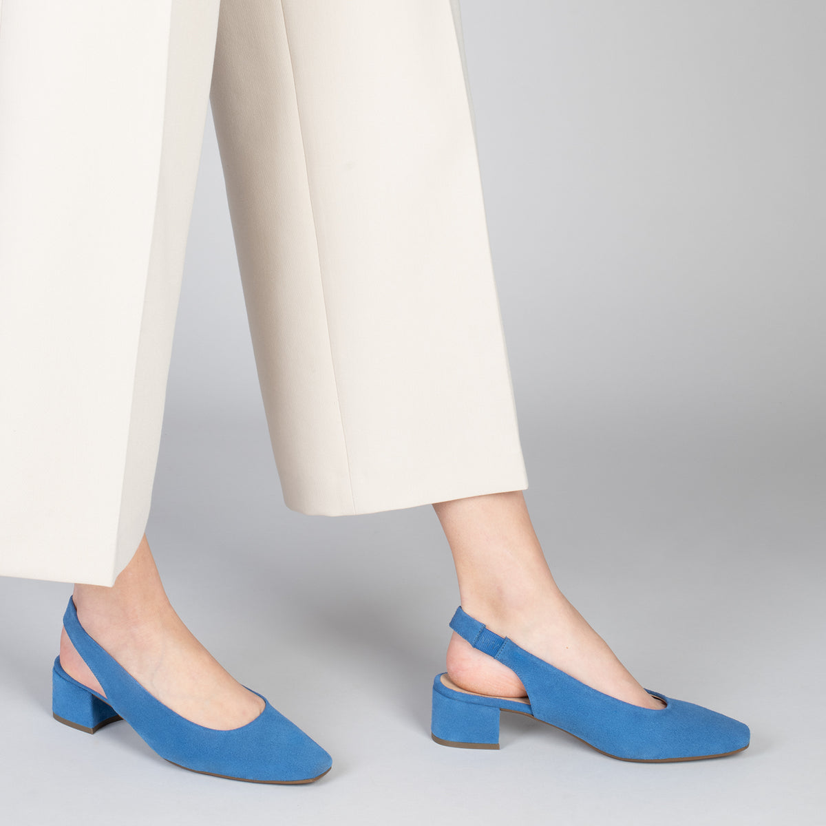 URBAN LADY – Zapatos de tacón destalonados AZULON