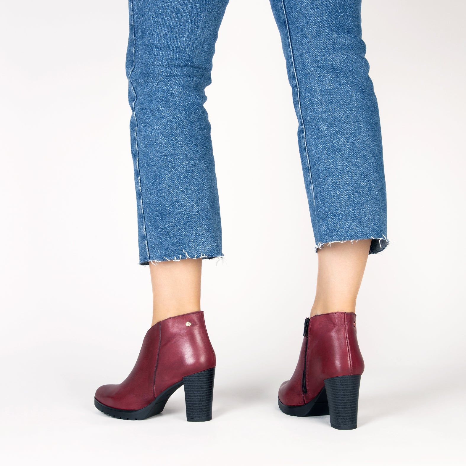 CLASSIC - Botines de mujer con tacón en BURDEOS - miMaO ®