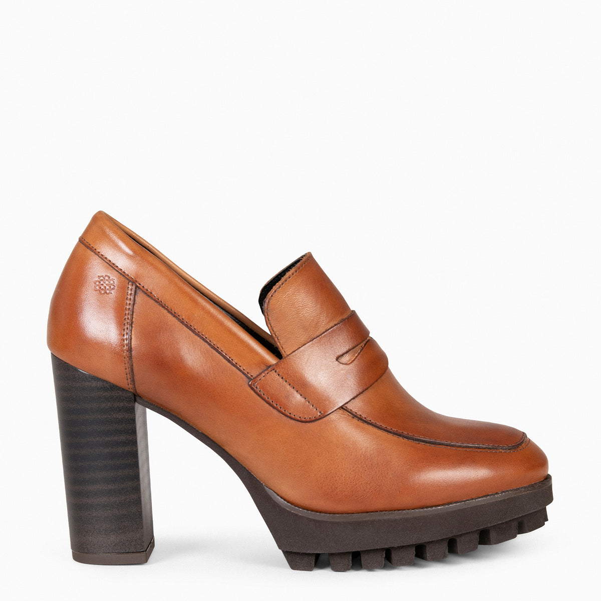 TREND – Mocasín con tacón y plataforma CAMEL - miMaO ®