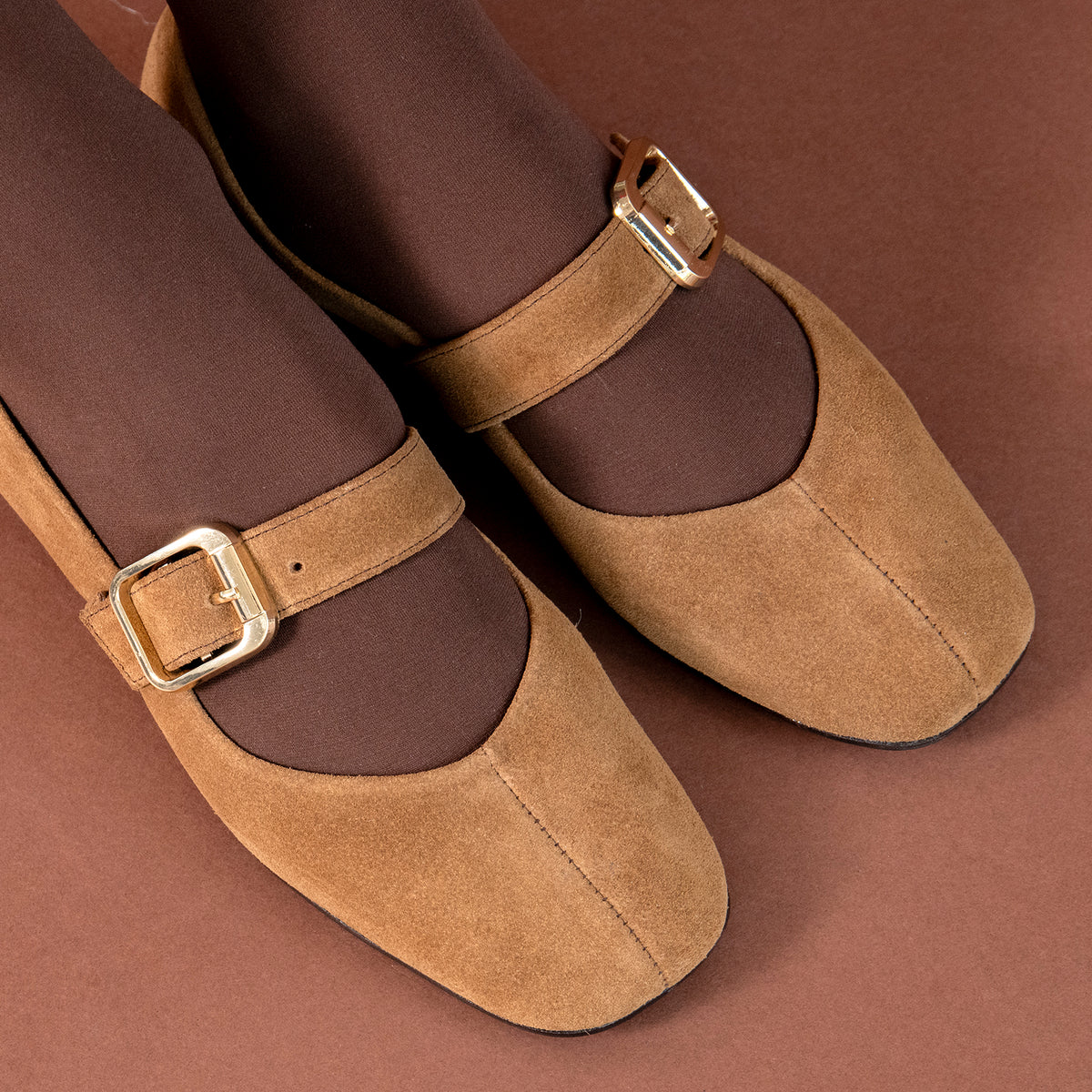 FRANCISCA - Mercedita de piel con tira ajustable CAMEL