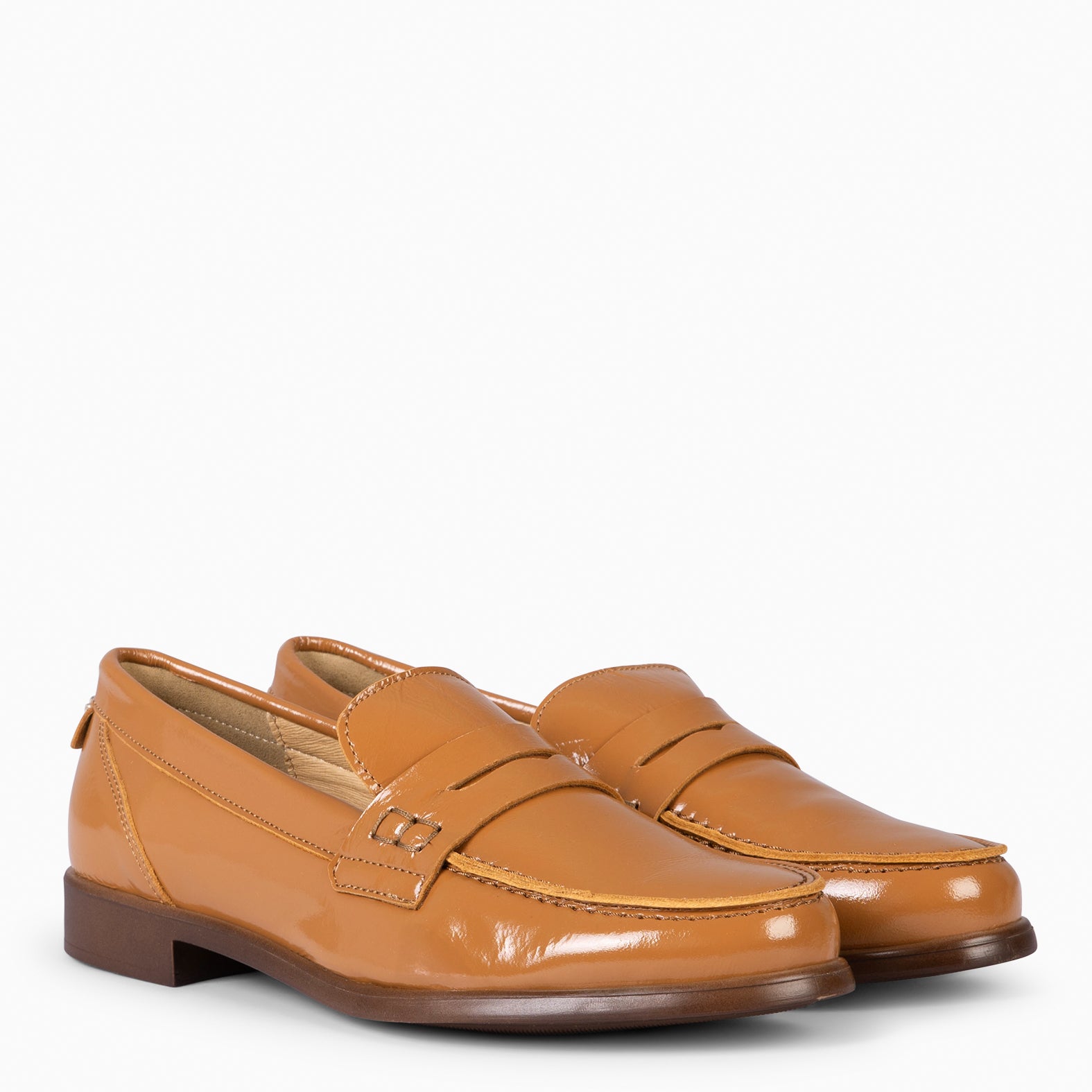 ABBY - MOCASÍN ELEGANTE DE NAPA CAMEL
