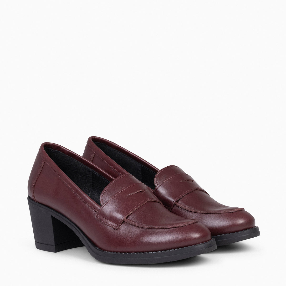 MOKKA – Mocasín de napa con tacón BURDEOS