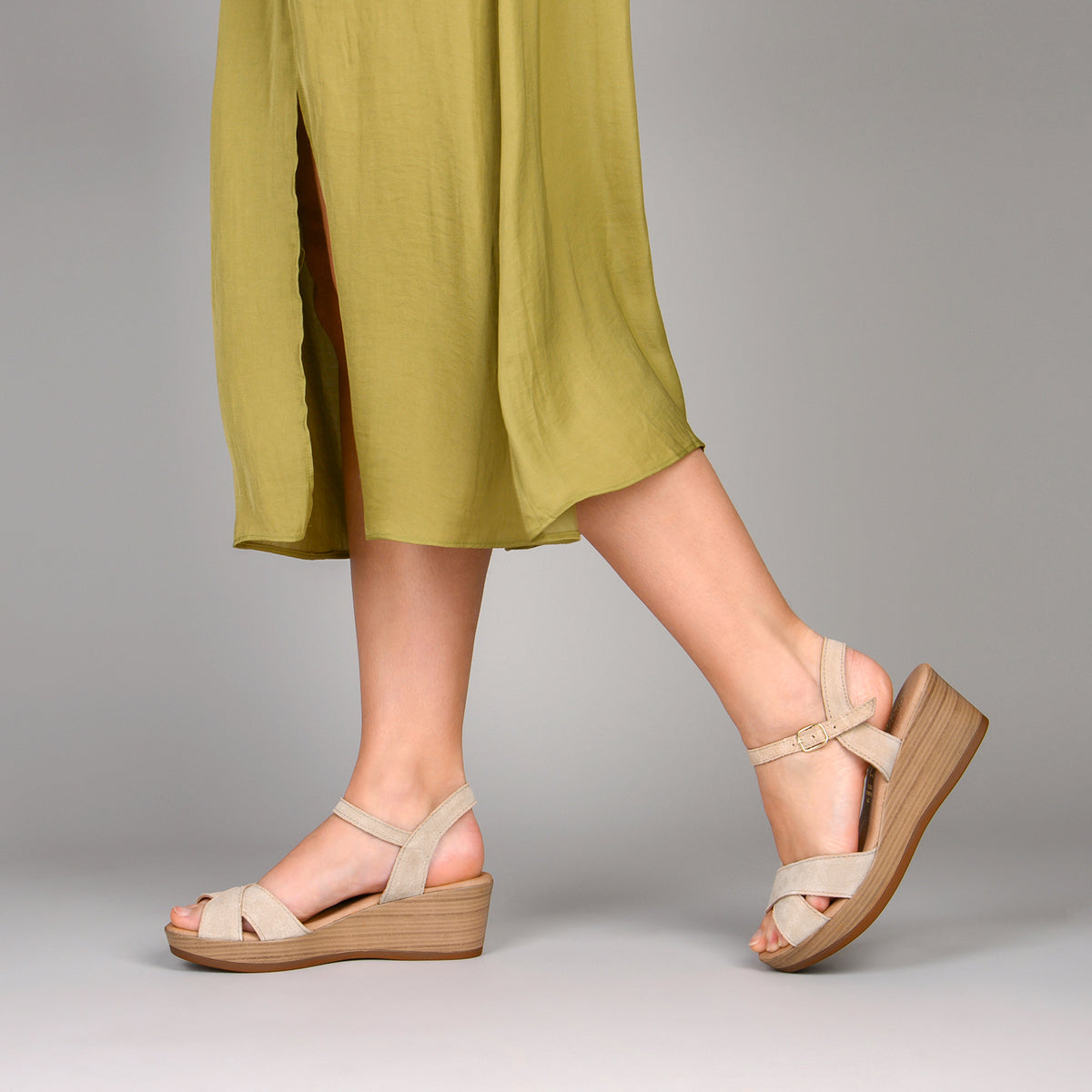 MAR - Cuñas Ligeras de tiras cruzadas BEIGE