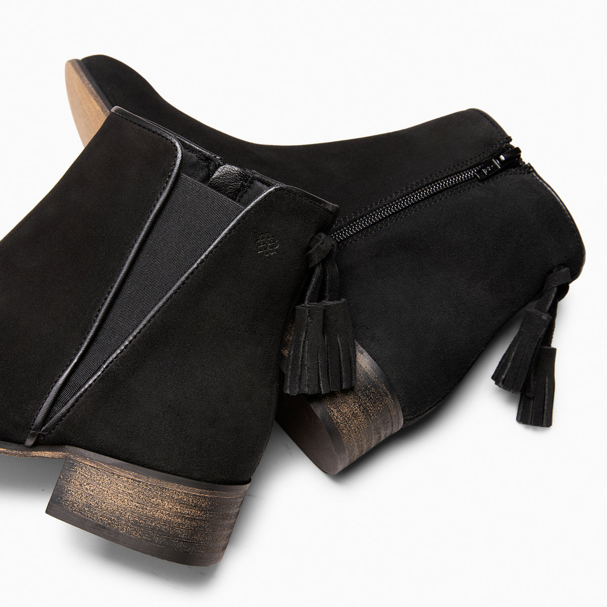 LEIRE - Botines Chelsea de serraje hidrófugo NEGRO