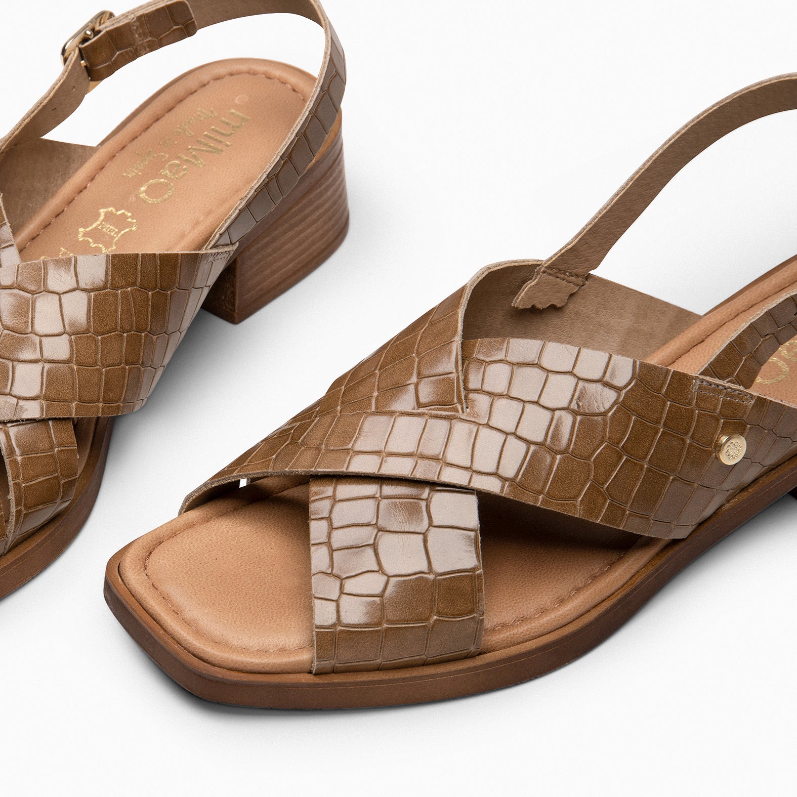 BETANIA - Sandalias planas de piel grabado coco TAUPE - miMaO ®