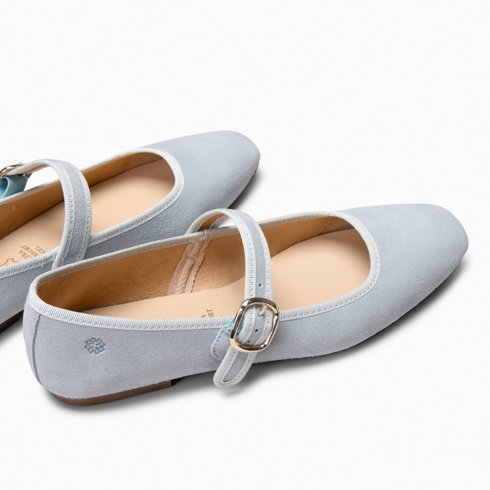 CLARA - Mercedita con puntera cuadrada AZUL - miMaO ®