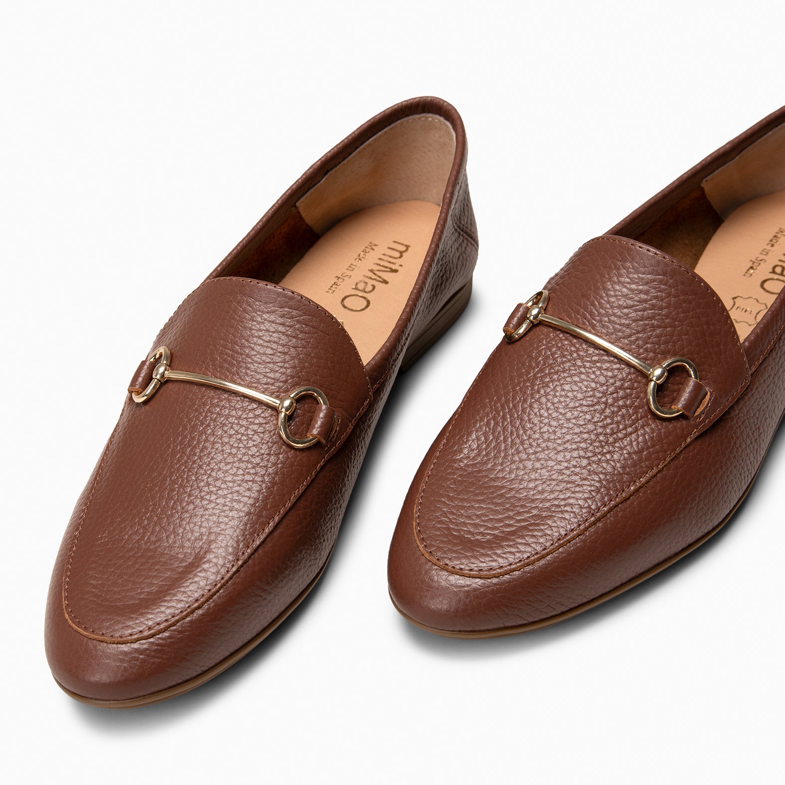 STYLE – Mocasines planos con adorno metalizado MARRÓN - miMaO ®
