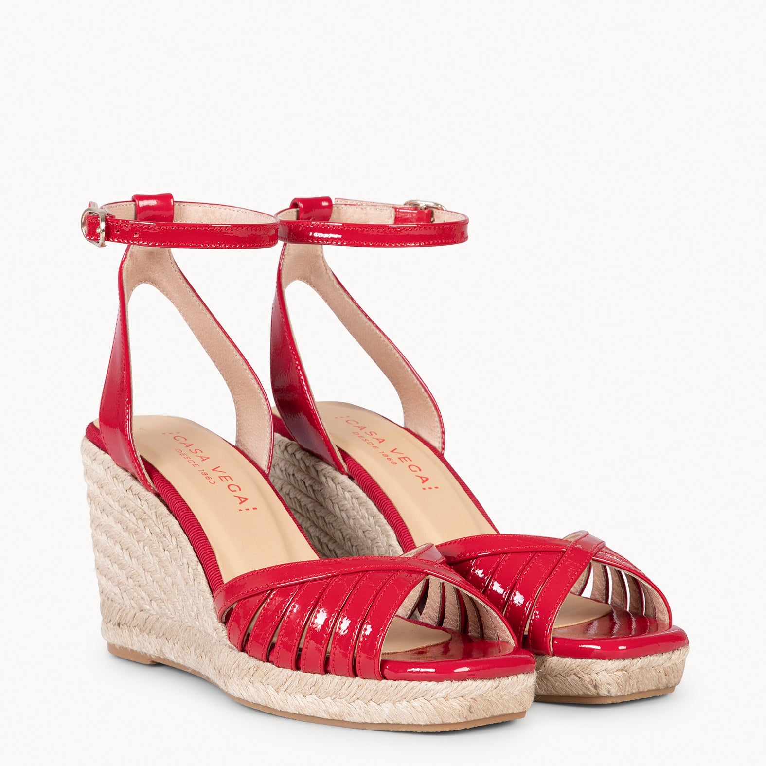 ISABEL - SANDALIAS ROJAS DE TIRAS CRUZADAS CON CUÑA