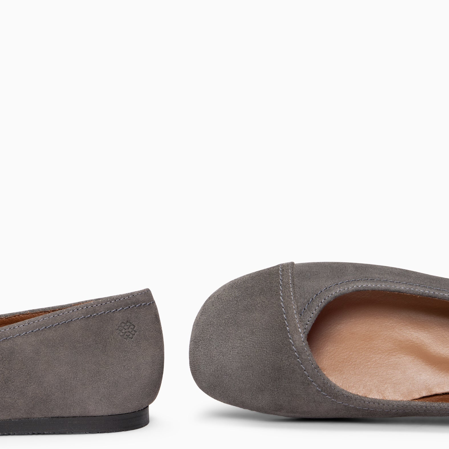 PLUMA - Bailarina baresoft de serraje en GRIS - miMaO ®