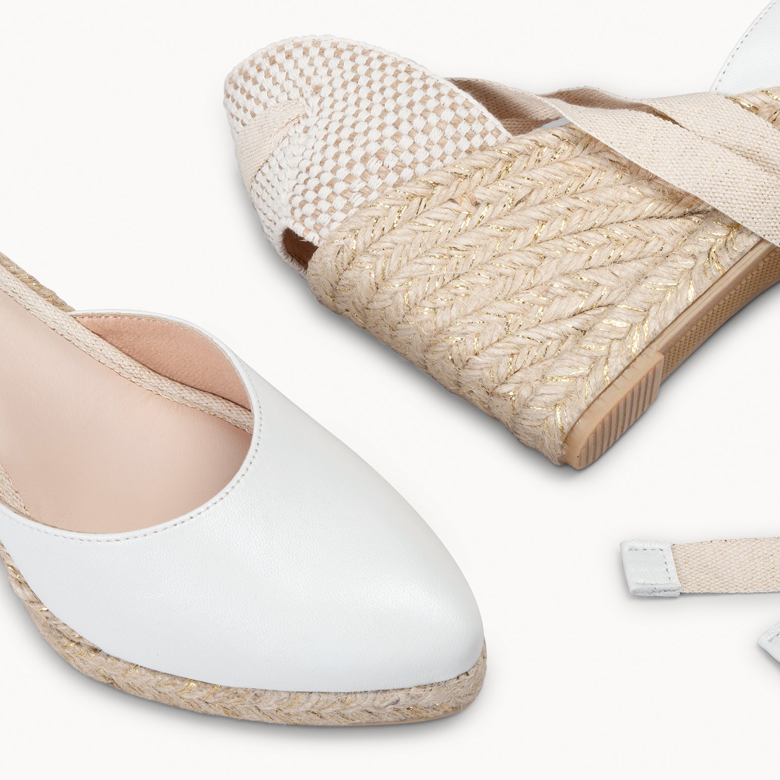 LEONOR - NACRE High leather wegde with ribbons 