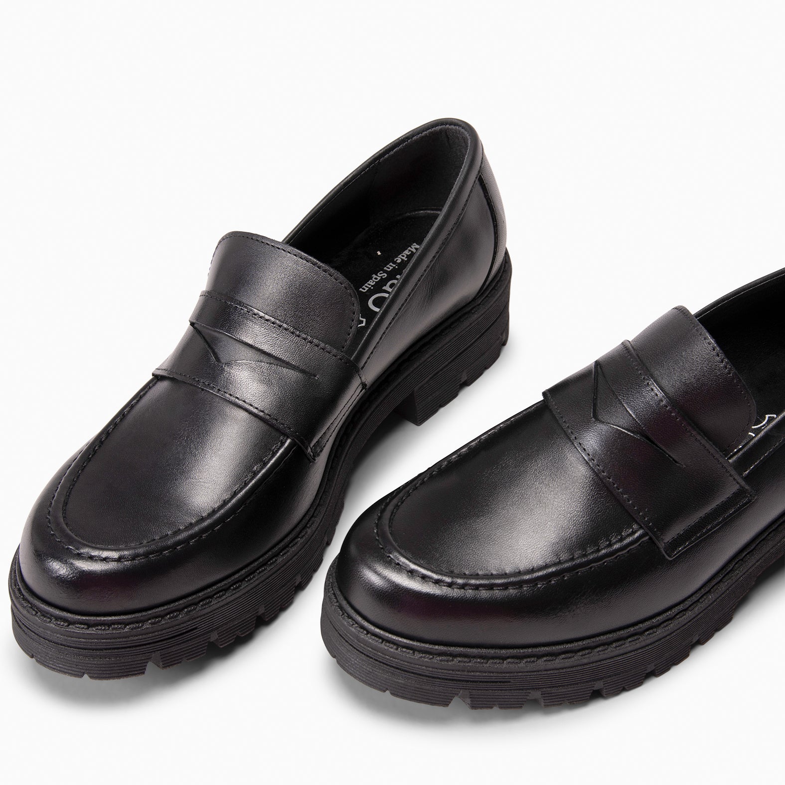 TRAVIS - Mocasin de piel de napa cepillada NEGRO - miMaO ®