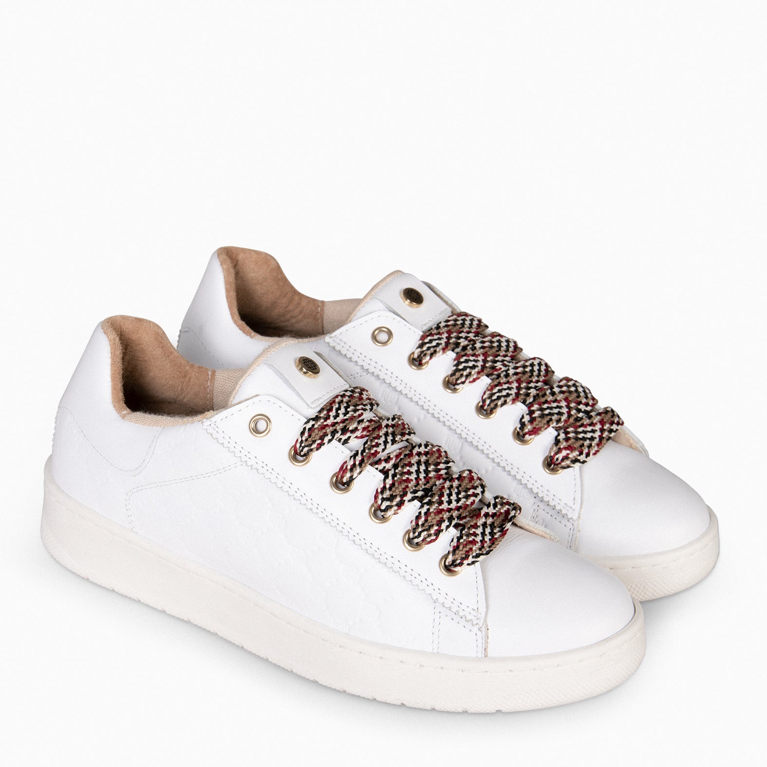 MARSELLA – WHITE SNEAKERS with taupe and white laces