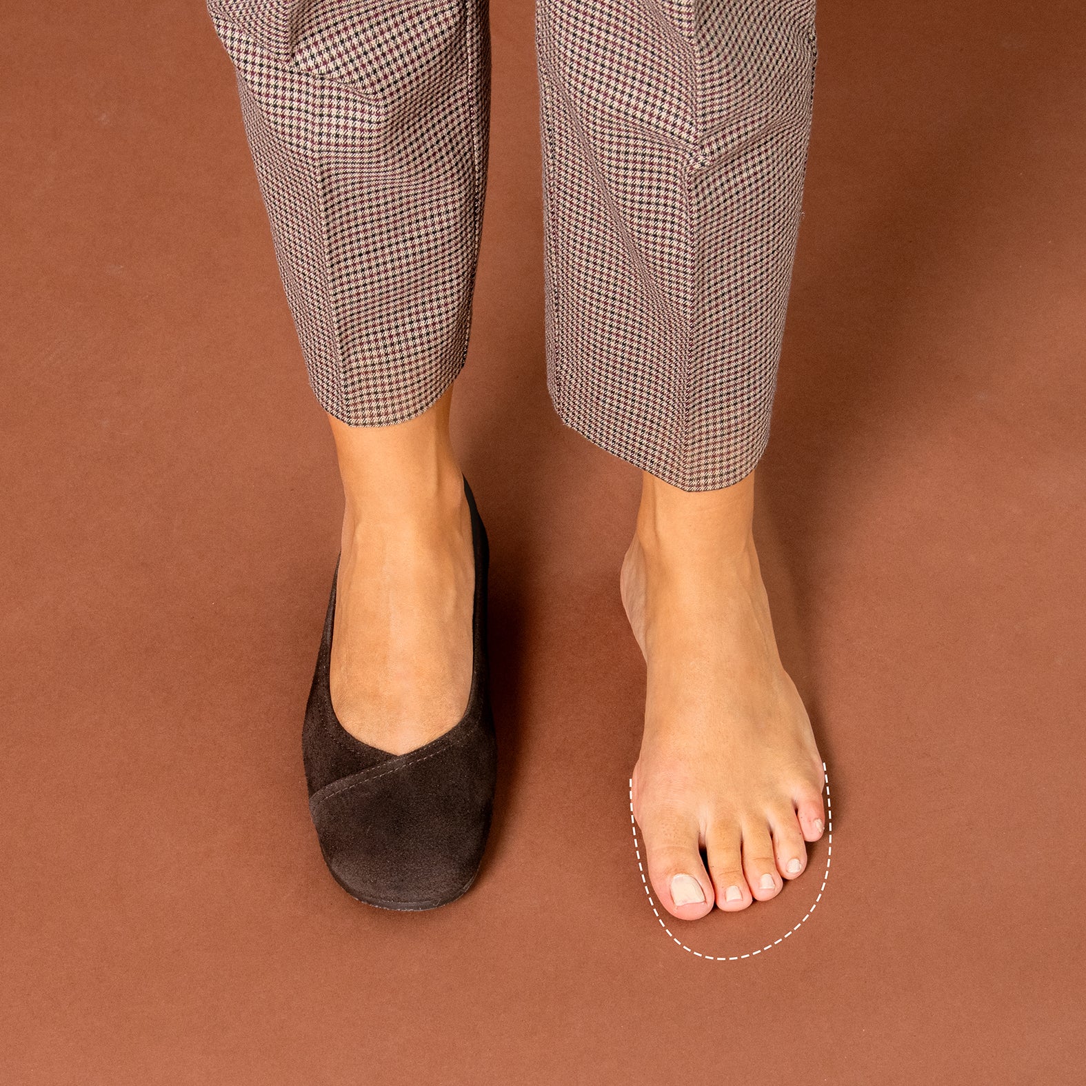 PLUMA - Bailarina baresoft de serraje en MARRON - miMaO ®