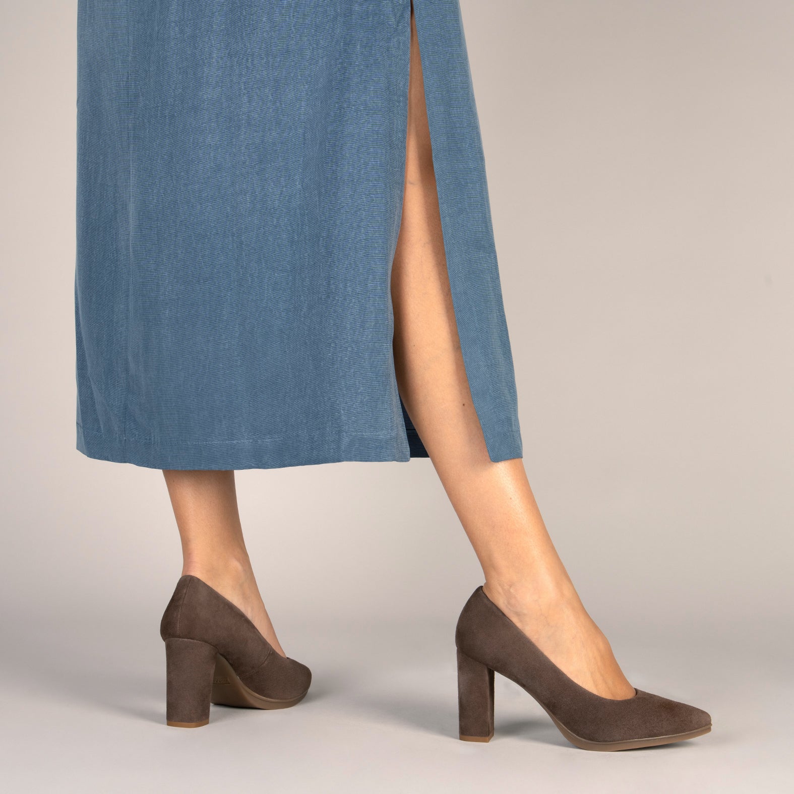 URBAN - Zapatos de tacón alto de ante MARRON - miMaO ®