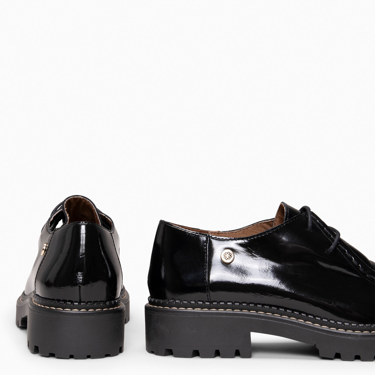 YALE - Mocasín con suela track con cordones NEGRO CHAROL