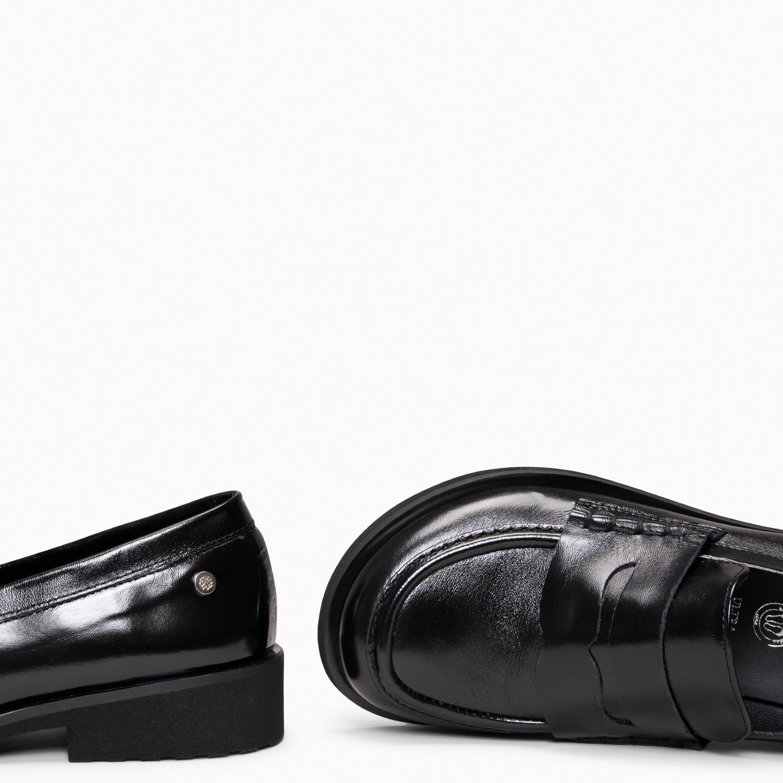 HARVARD - Mocasines planos de piel NEGRO - miMaO ®