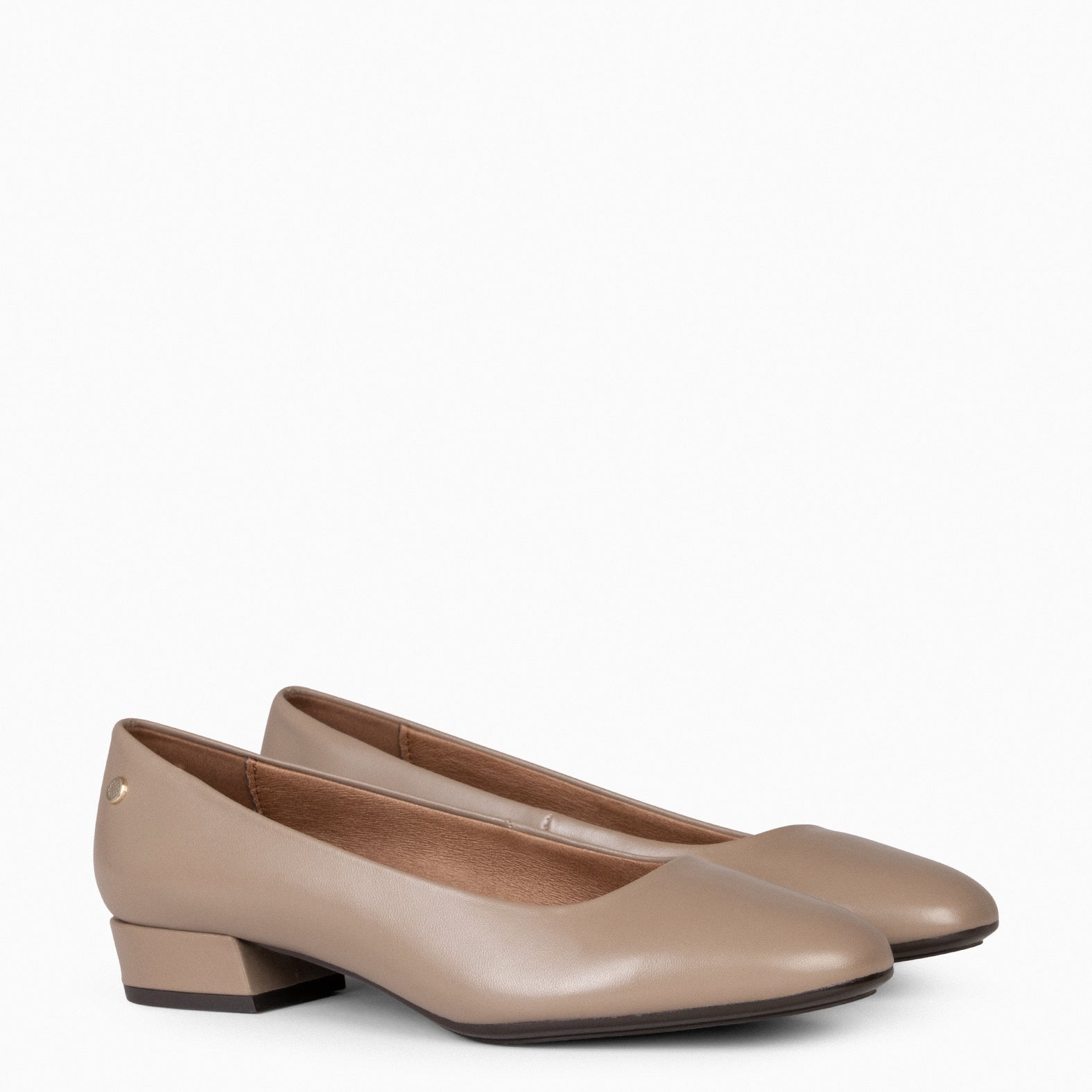 URBAN XS - Zapatos de tacón bajo TAUPE - miMaO ®
