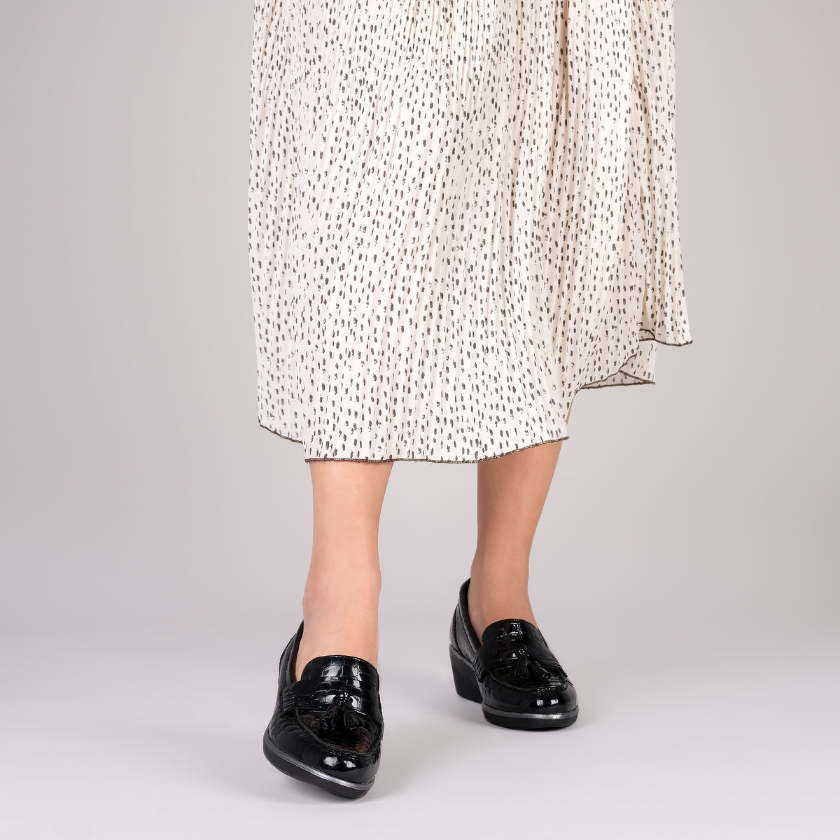 BORLAS COCO - Mocasín borlas mujer NEGRO
