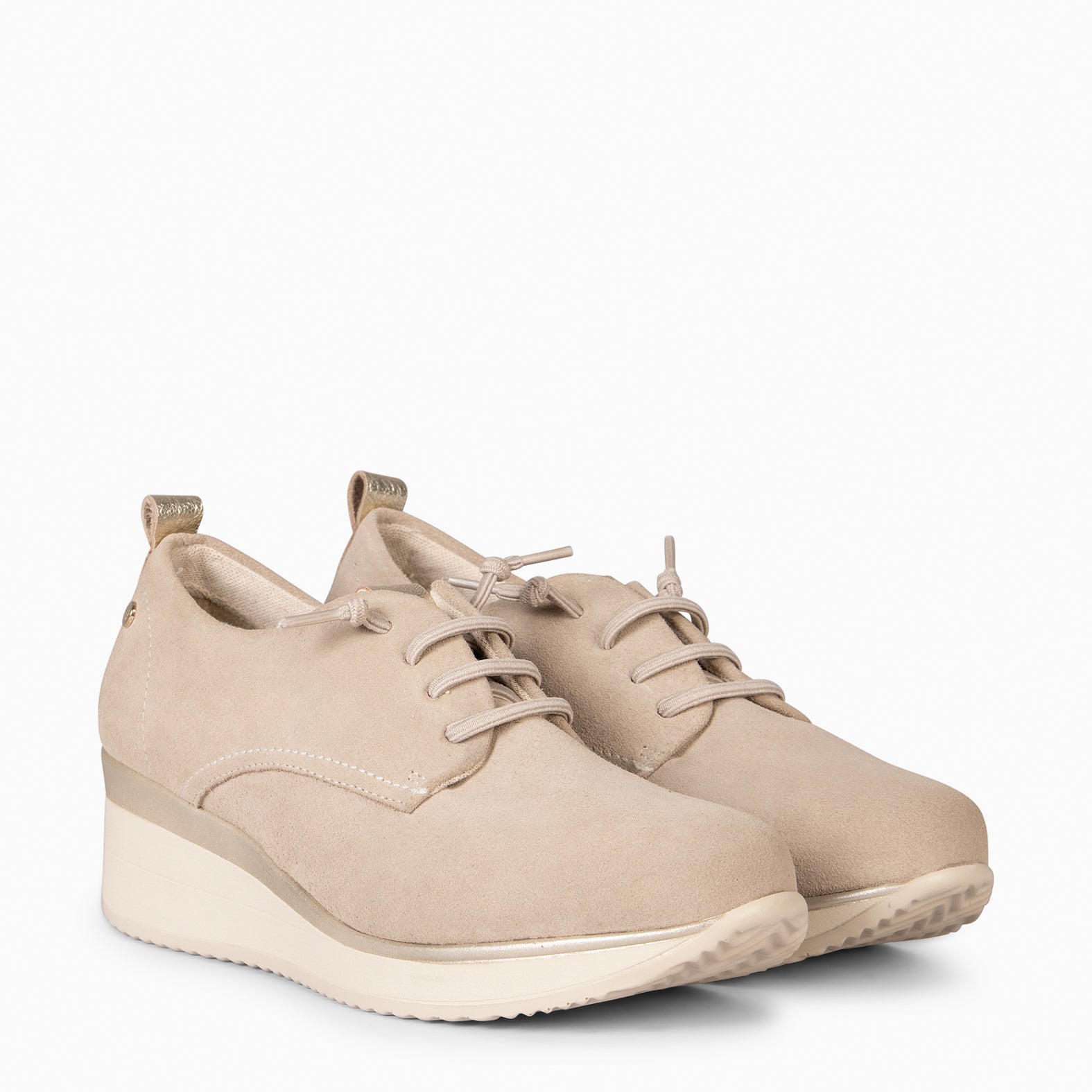 CASSEL - DEPORTIVA CON CUÑA BEIGE - miMaO ®