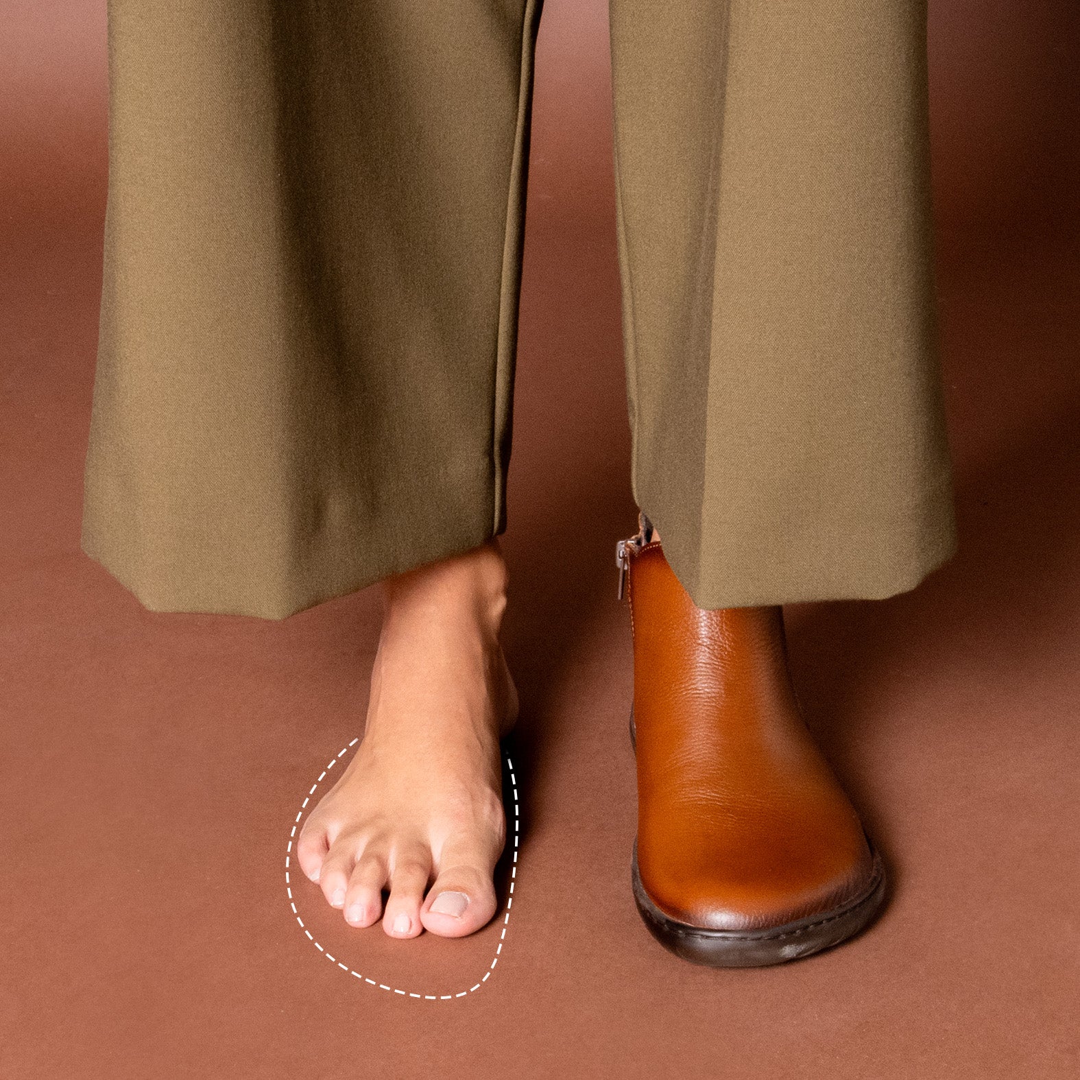 SAND -Botines tipo barefoot con elástico MARRON - miMaO ®