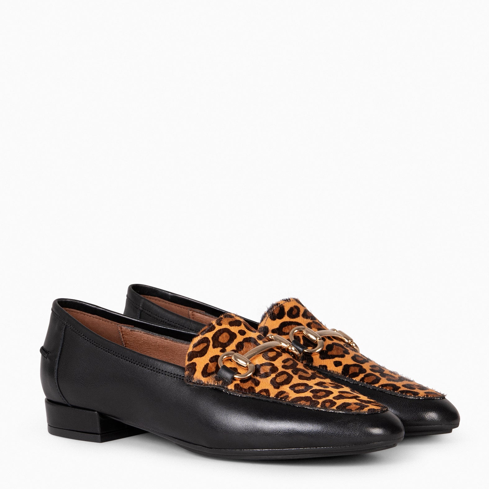 STYLE SAUVAGE - Mocasín tacón bajo LEOPARDO - miMaO ®