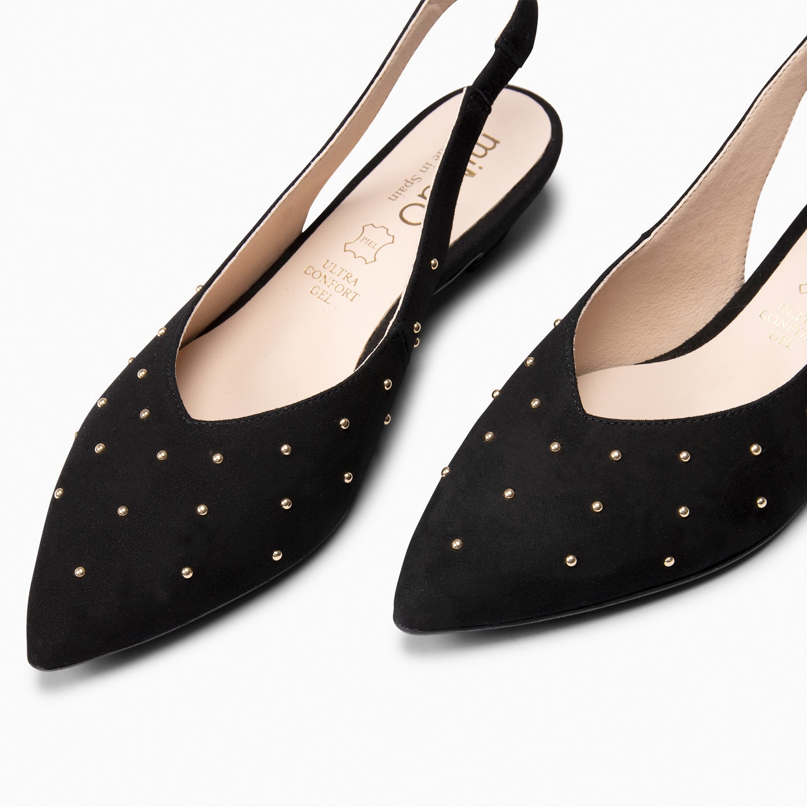 ORION – ZAPATOS BAJOS DESTALONADOS CON TACHAS NEGRO - miMaO ®