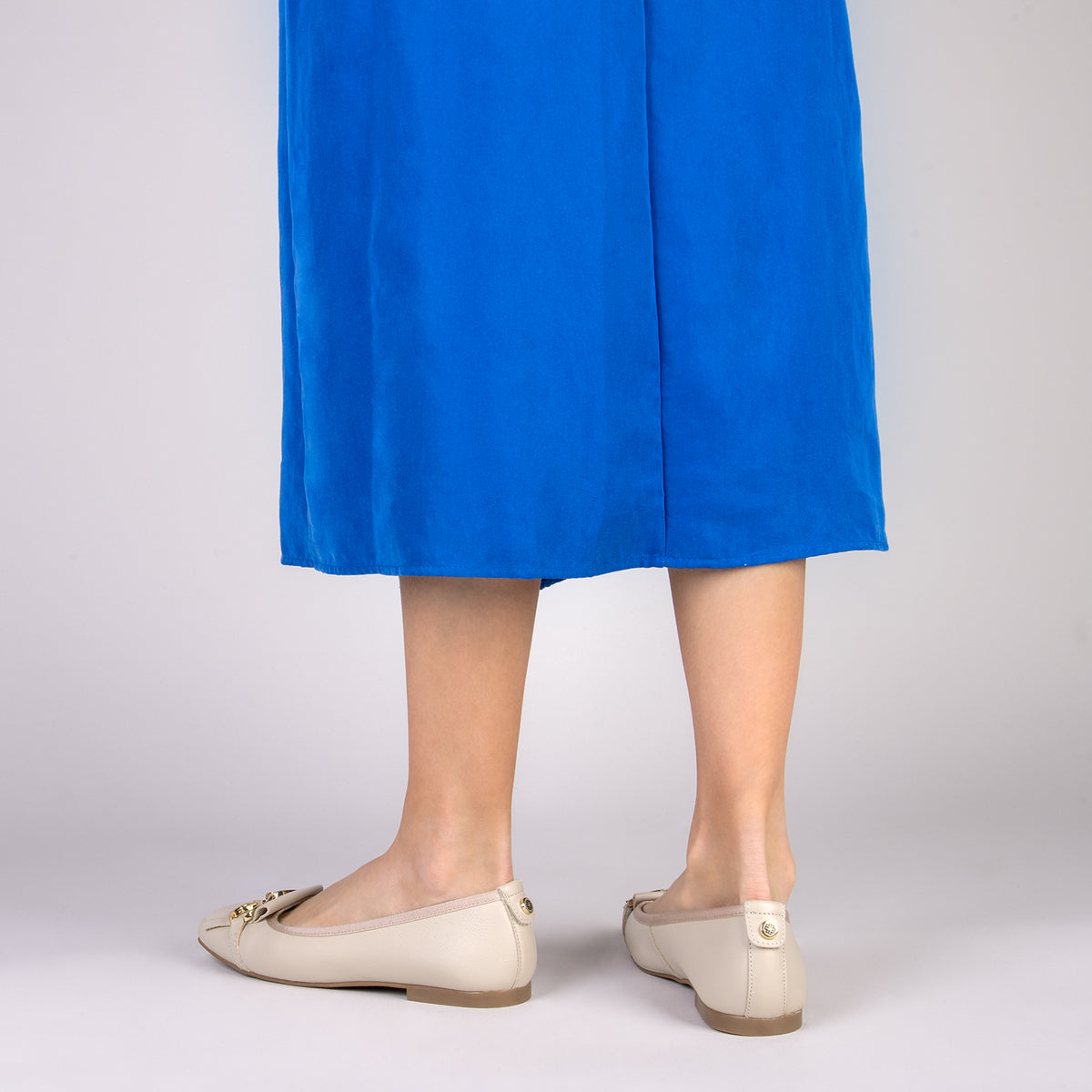 ZOY – BEIGE SQUARE TOE BALLERINA