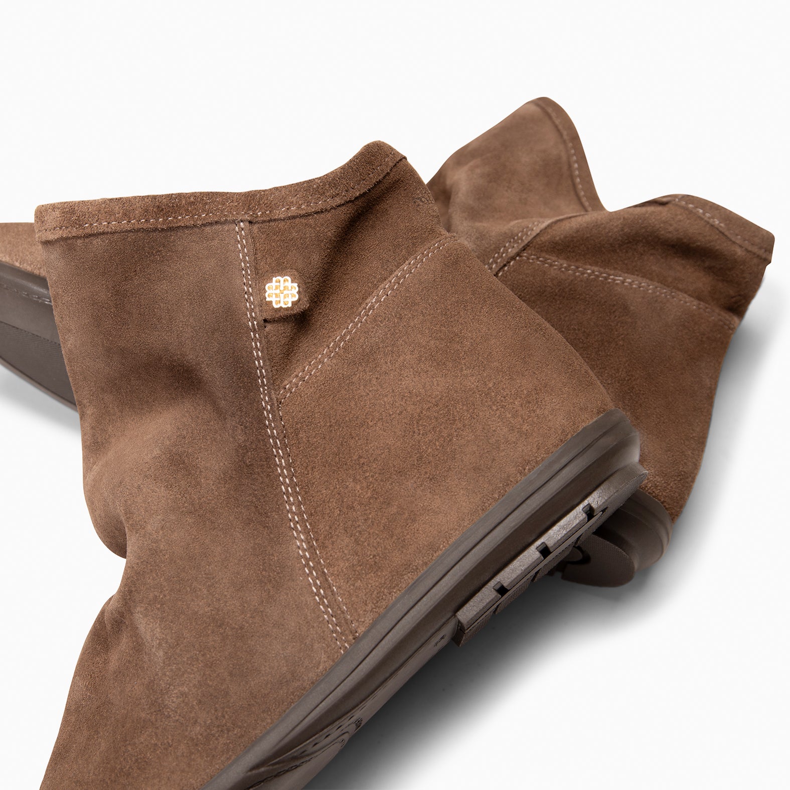 CHESS - Botines de ante con caña fruncida TAUPE - miMaO ®