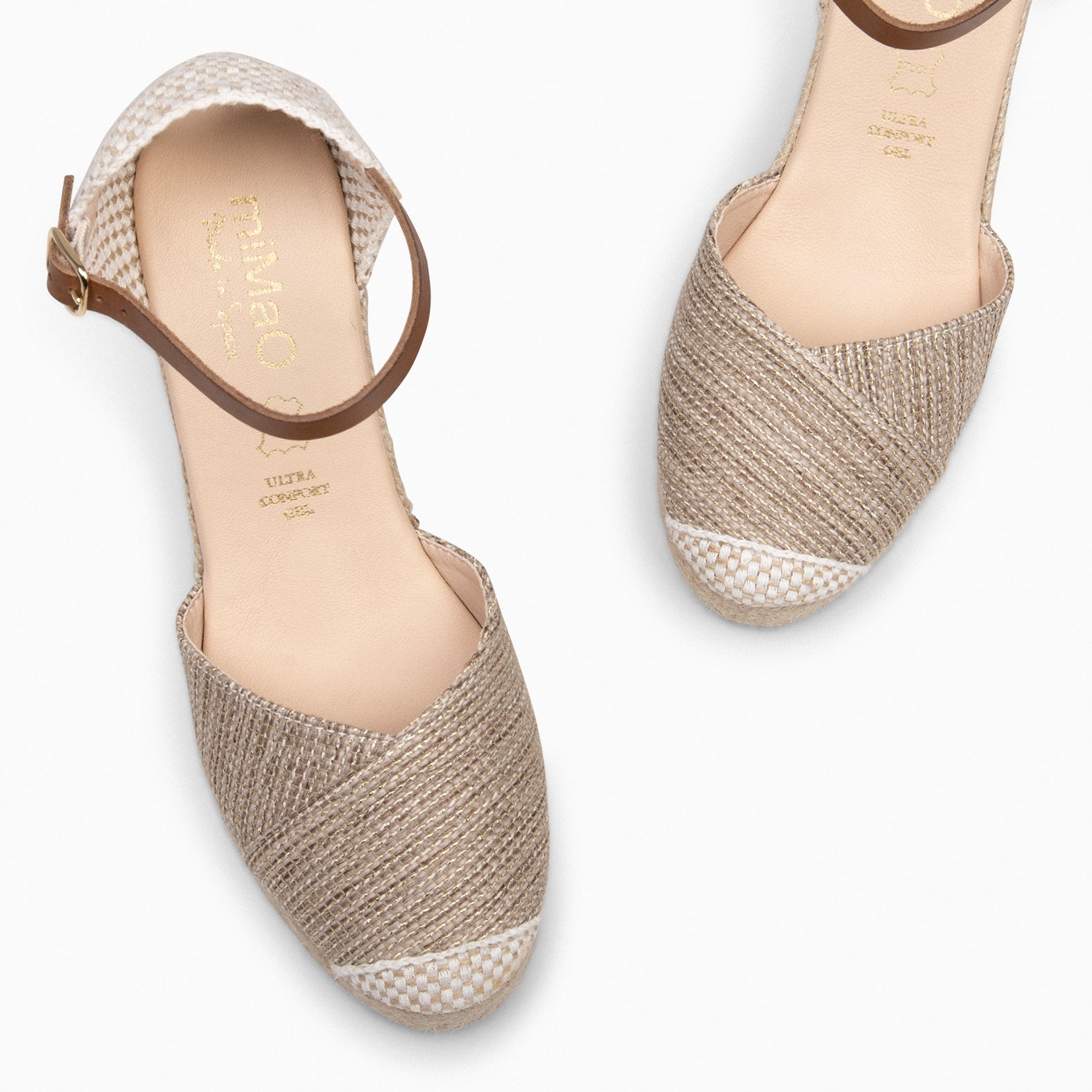 CONIL - Cuña de Esparto TAUPE con hilo dorado - miMaO ®