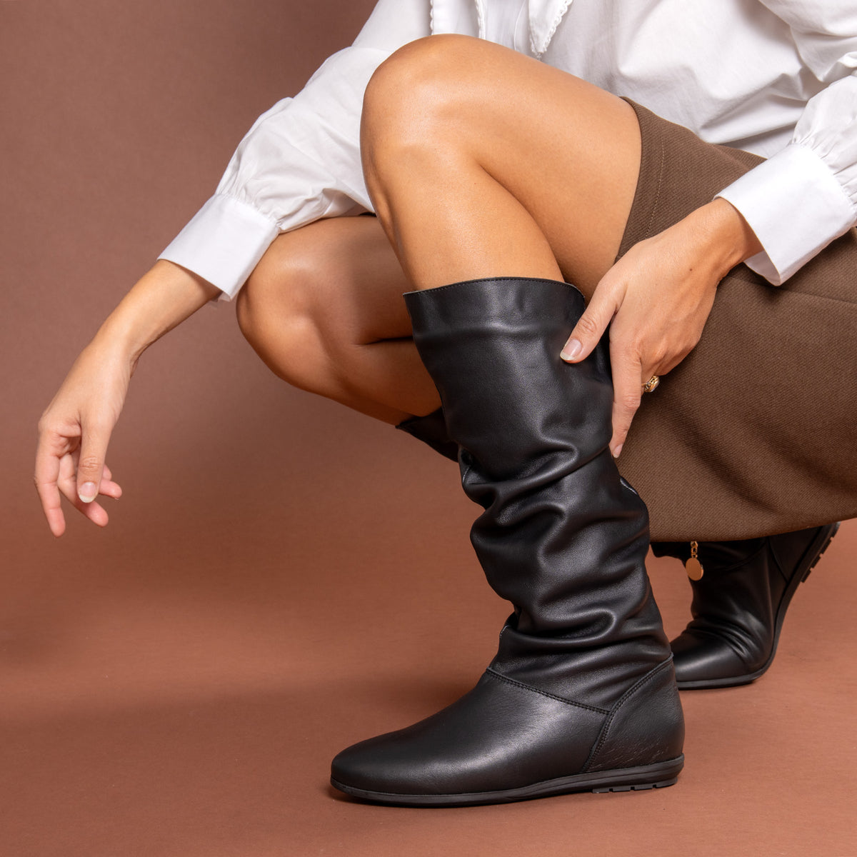 FIONA - BLACK Suede slouch boots