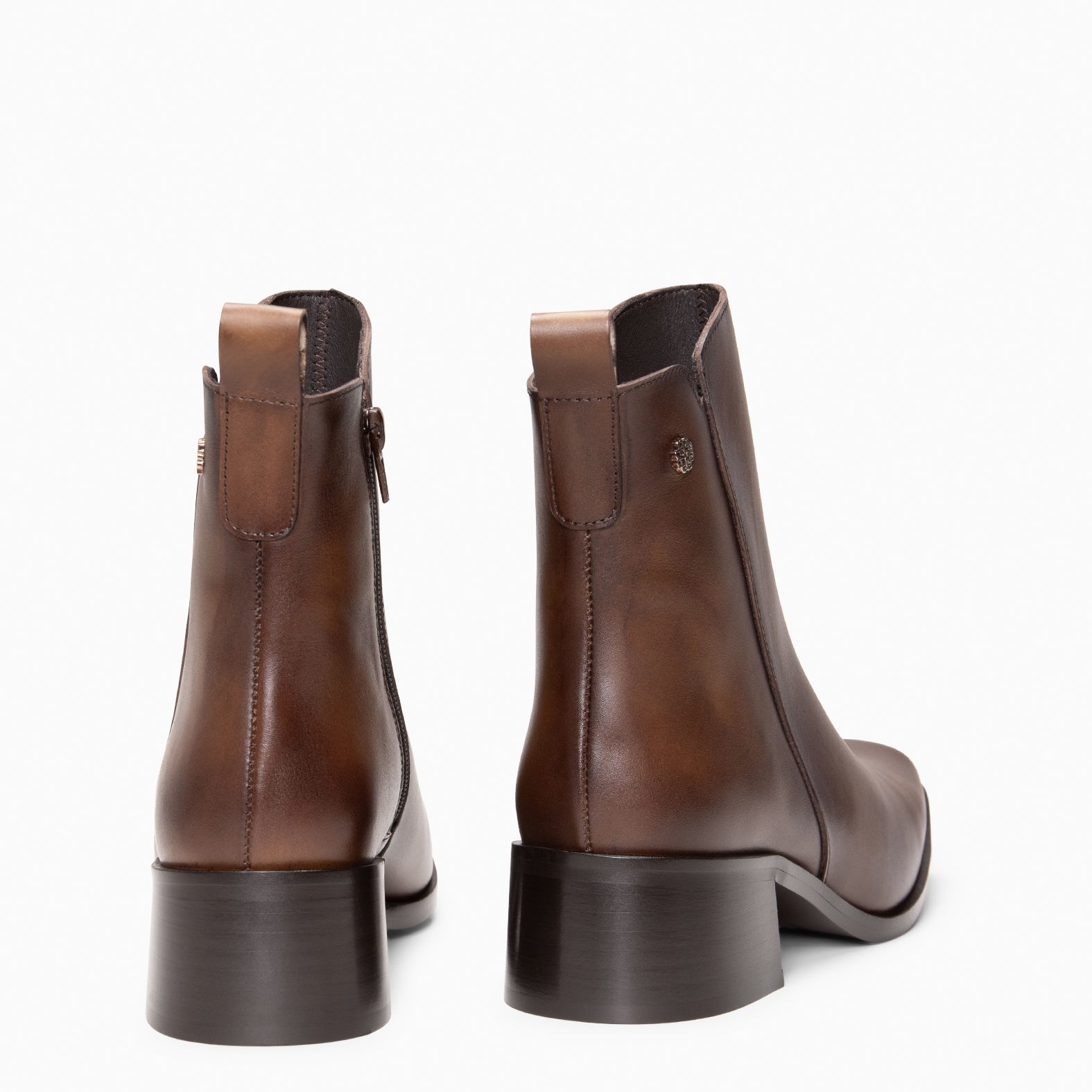 BERLIN - Botines bajos de mujer de piel MARRÓN - miMaO ®