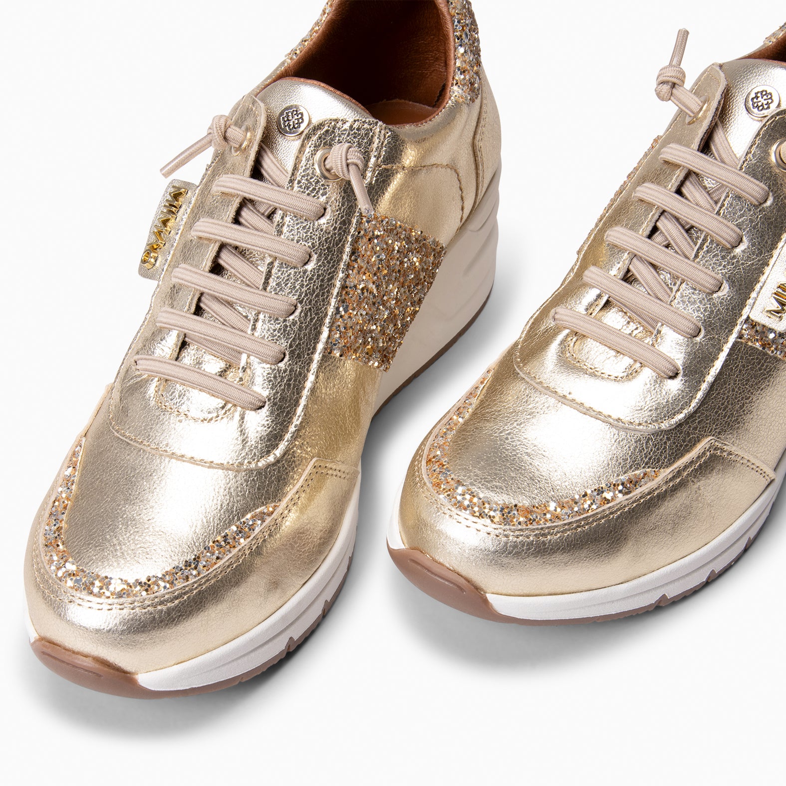 PAU - Zapatillas con cuña PLATINO - miMaO ®