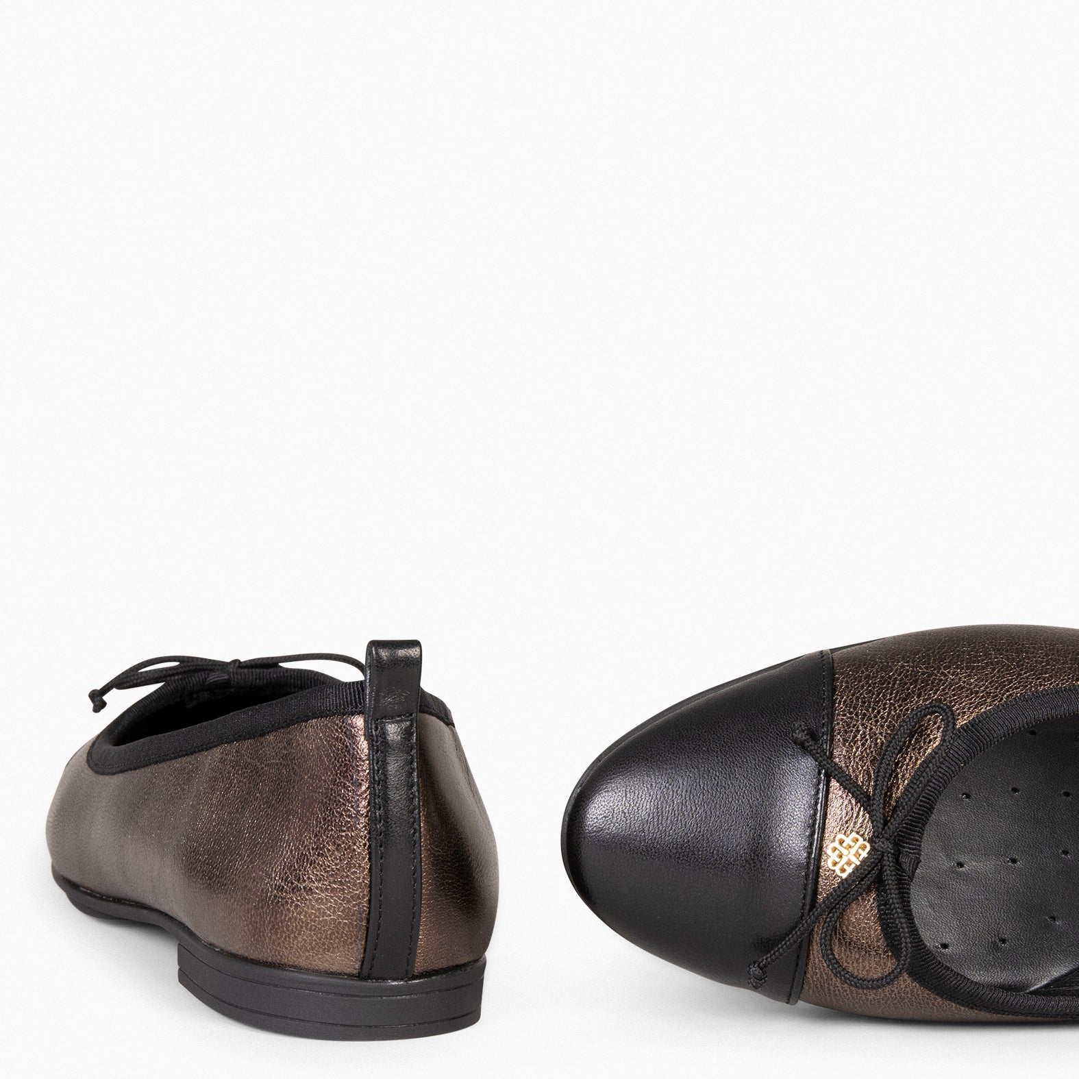 NICOLLE – Bailarina plana con puntera BRONCE - miMaO ®