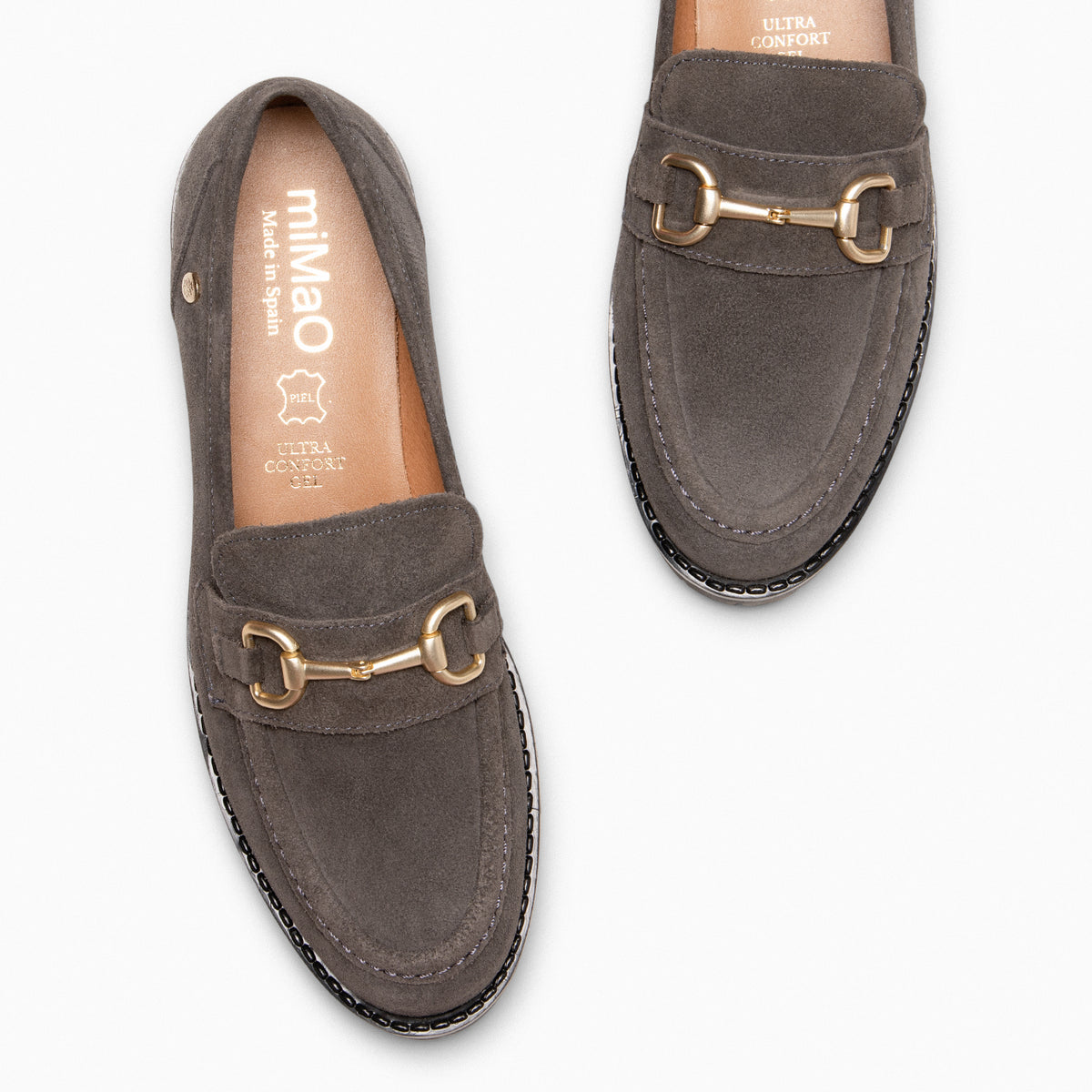 TREVILLA - Mocasín con aplique metálico GRIS - miMaO ®