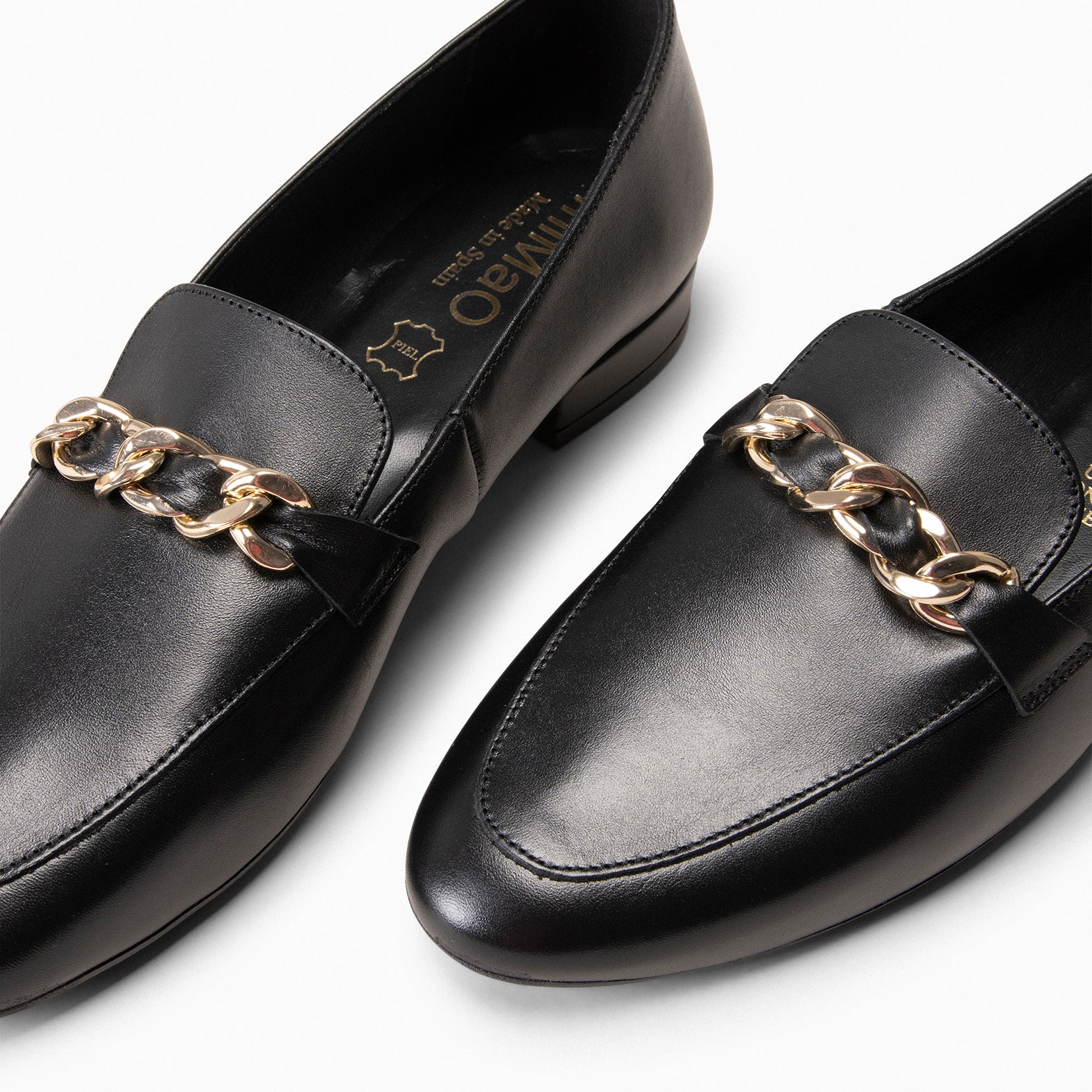CHAIN - Mocasines planos con adorno metalizado NEGRO - miMaO ®