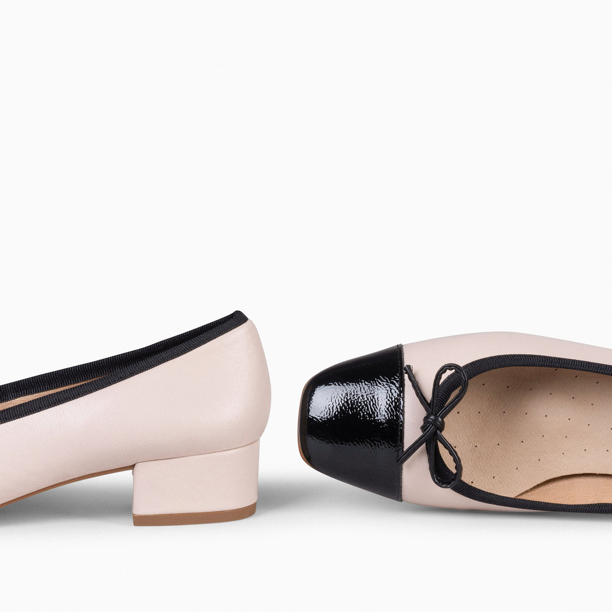 GLAMOUR – Bailarinas con tacón y puntera de charol NUDE