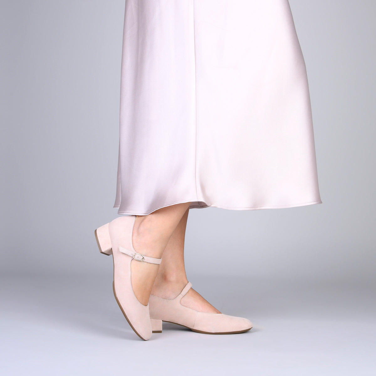 NORA – NUDE Mary-Janes with low heel 
