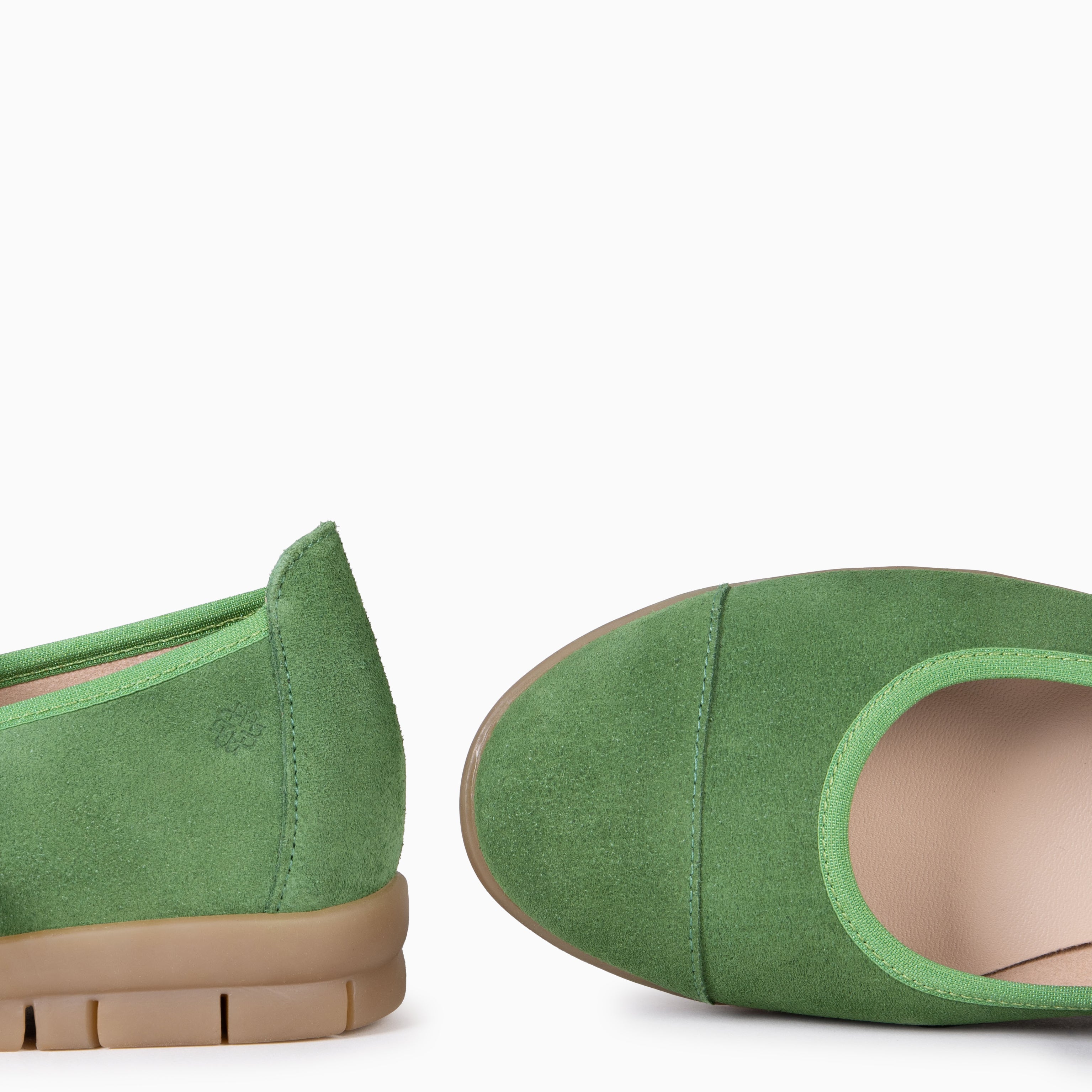 MICAELA - Merceditas de serraje VERDE - miMaO ®