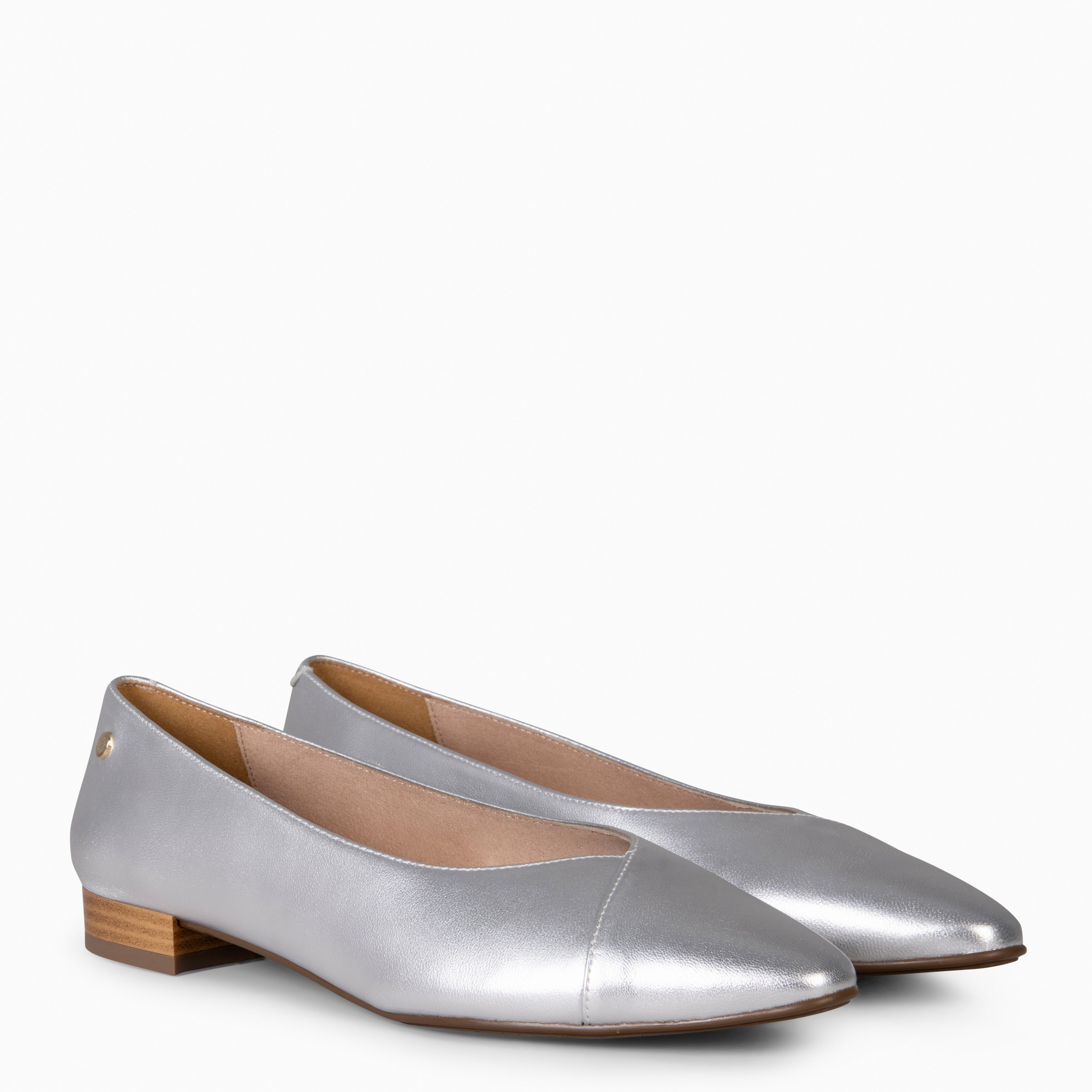 MARIE - Zapatos de tacón Bajo de punta fina PLATA - miMaO ®